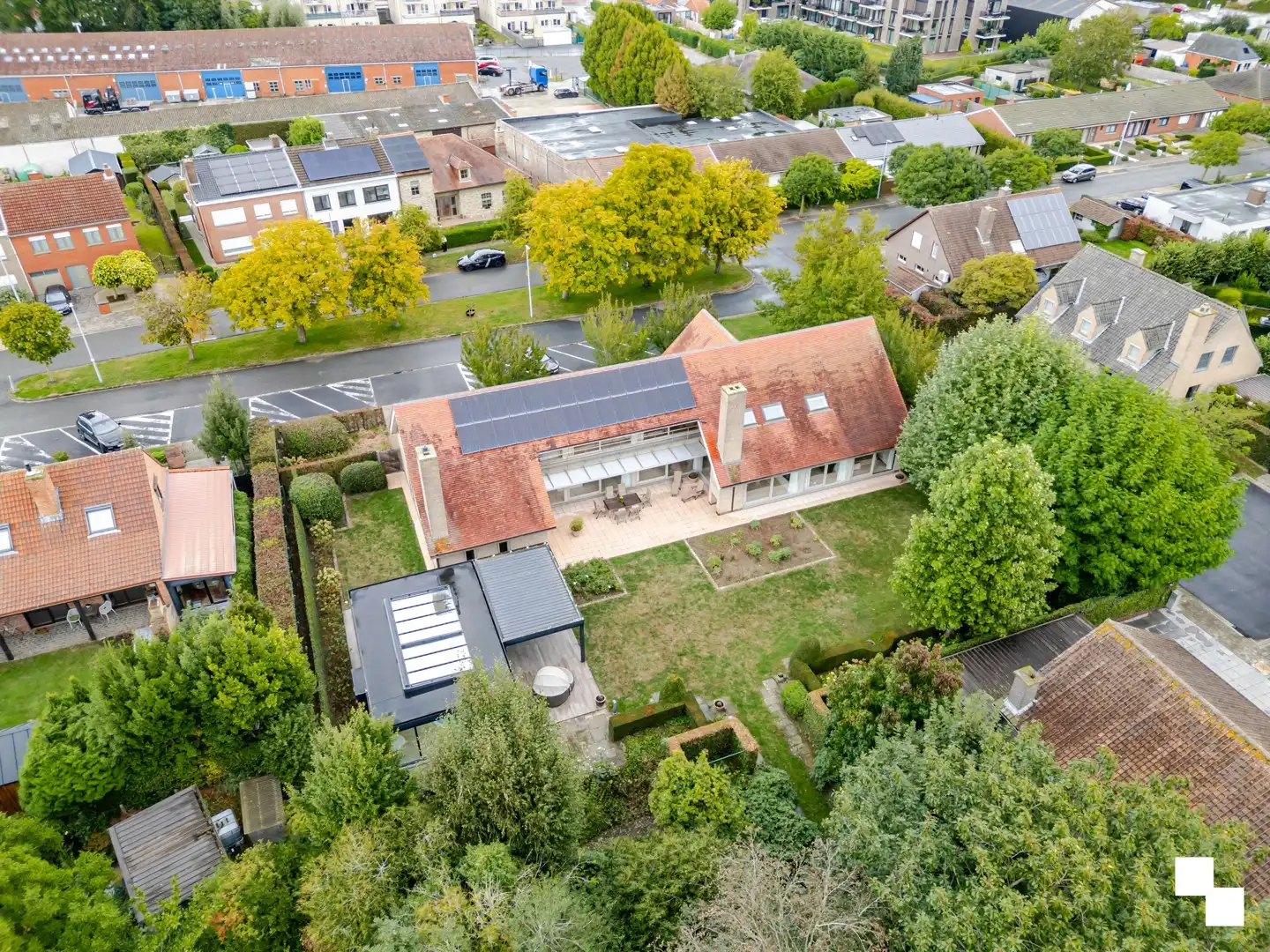 Imposante villa met fantastische tuin en poolhouse - Rumbeke foto 4