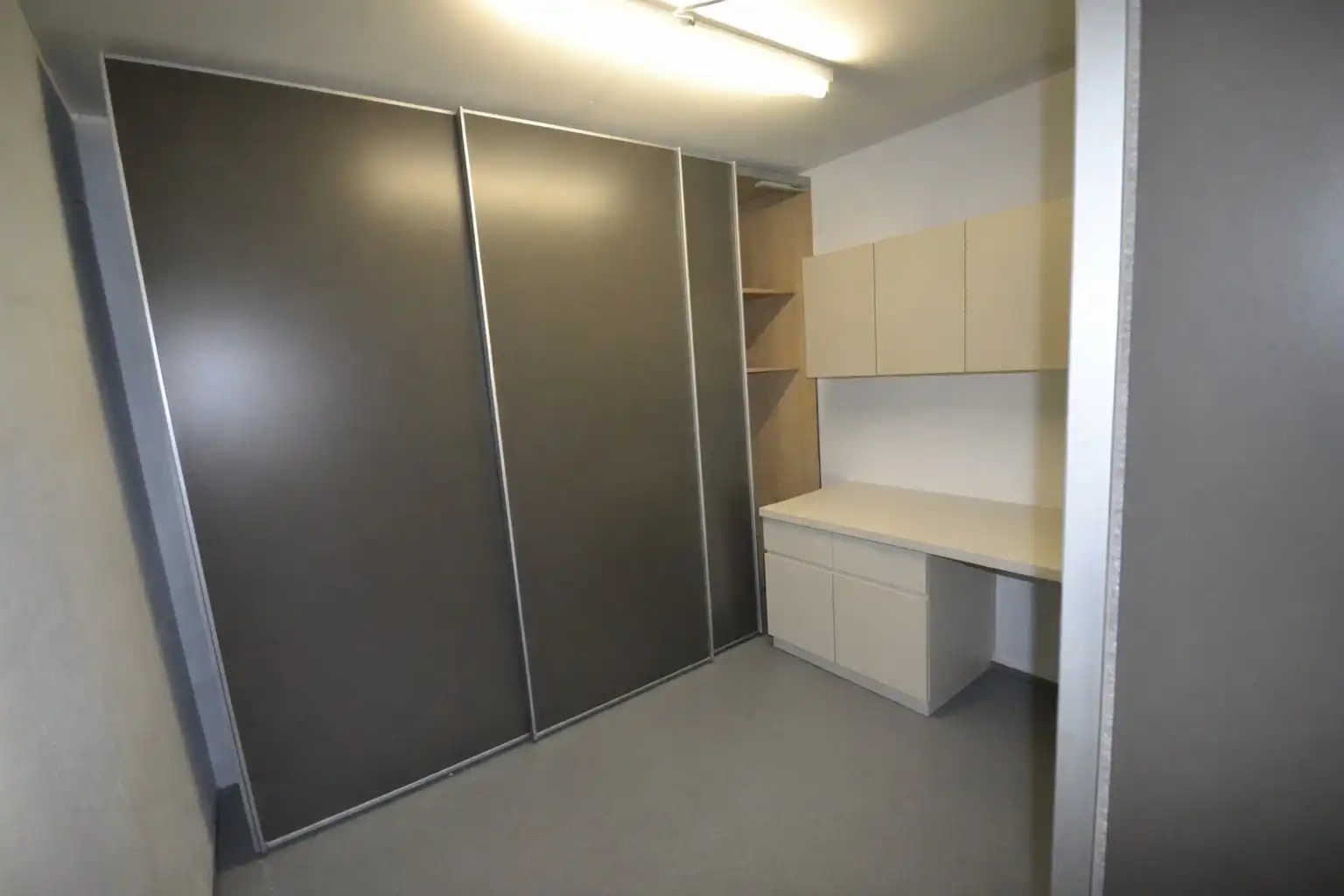 Zonnig luxe appartement met 3 slaapkamers en zeer ruim terras te Oostduinkerke foto 16