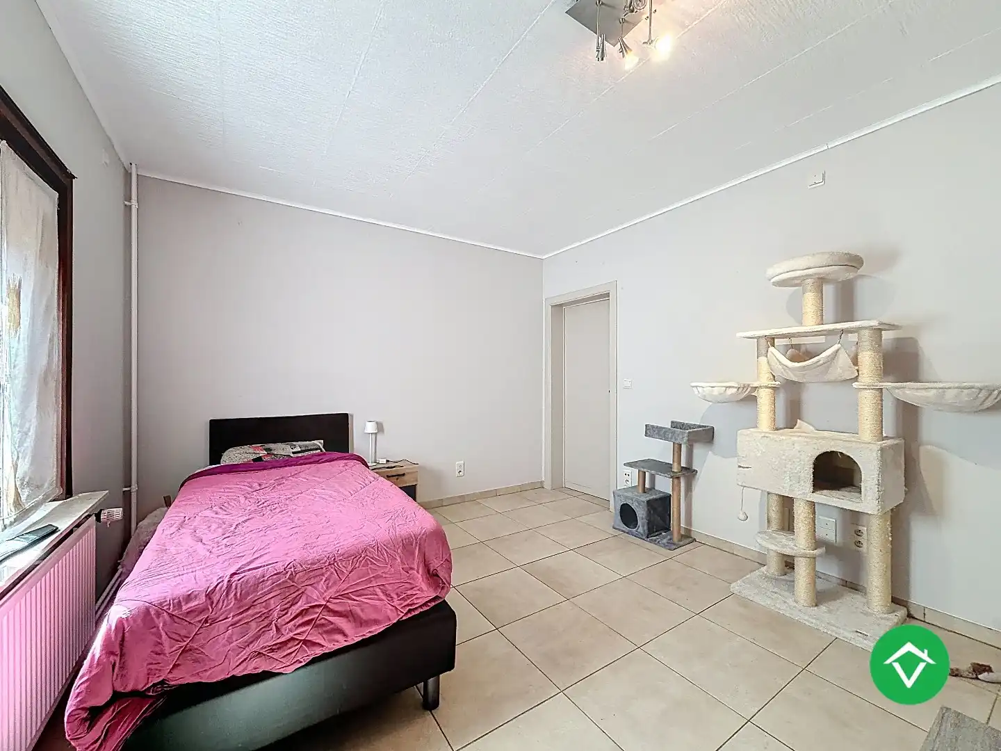 Gelijkvloers appartement met 2 slaapkamers en garage te Ichtegem foto 8