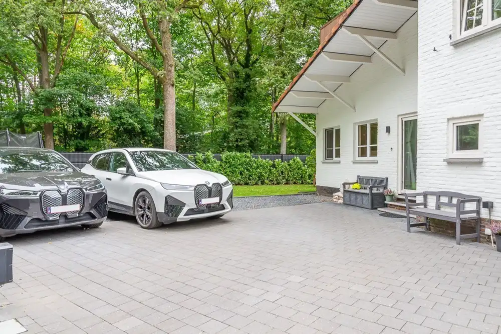 STIJLVOLLE VILLA OP EEN TOPLOCATIE IN NEERHAREN-LANAKEN !  foto 31
