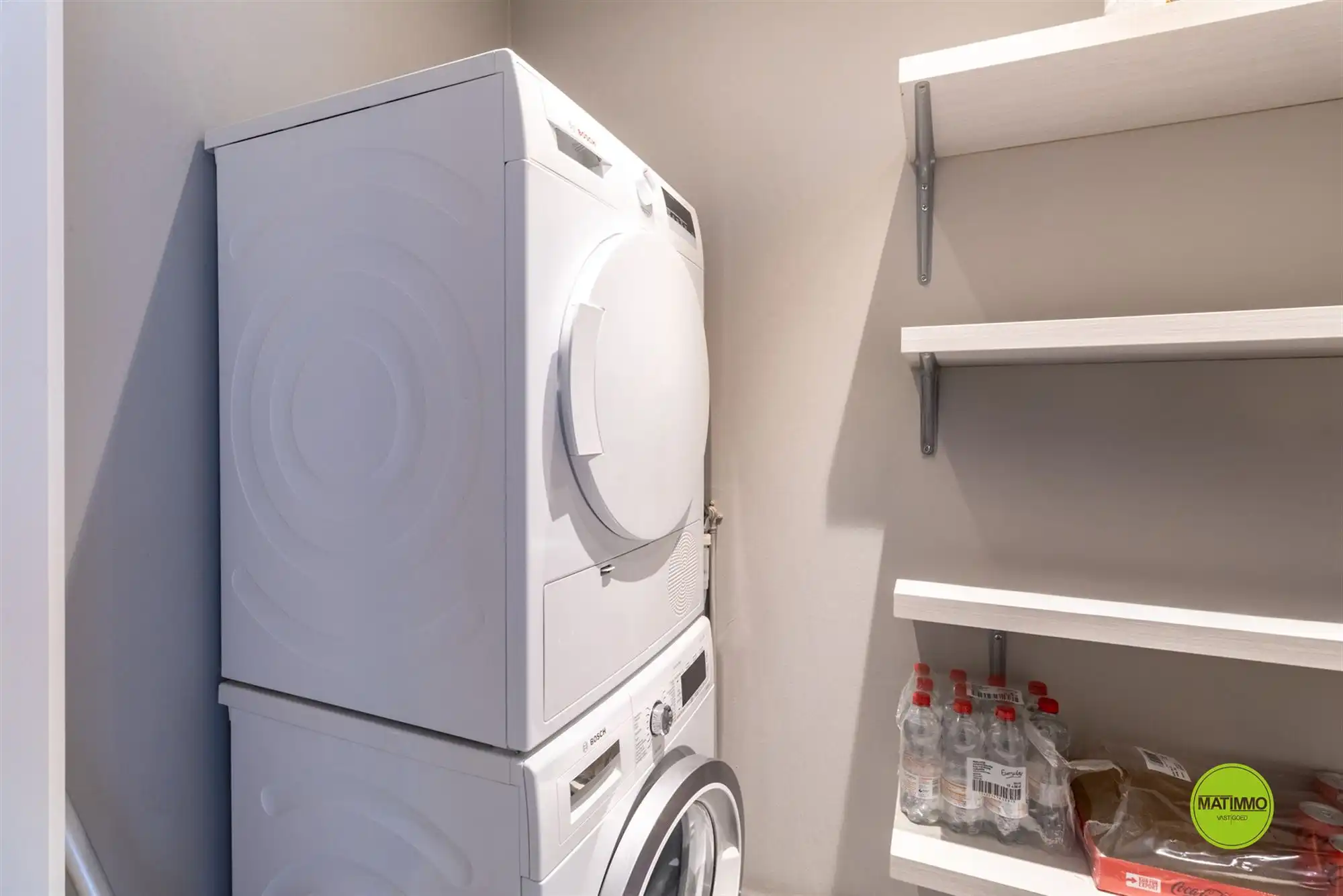 Instapklare, gerenoveerde woning met bijgebouw  foto 12