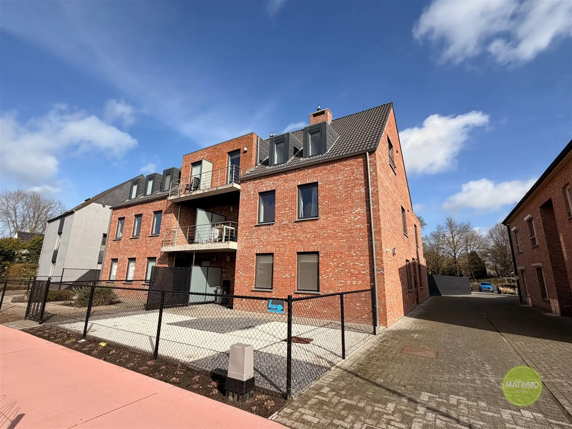 Gelijkvloers appartement met 1 slaapkamer te Mol foto 2