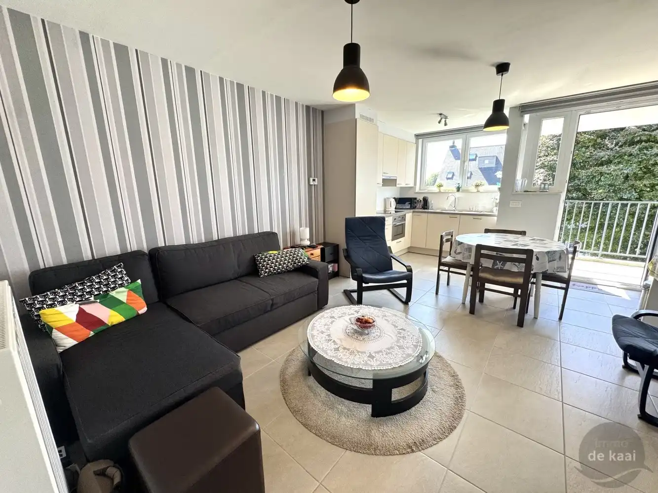 Appartement te koop foto {{pictureIndex}}