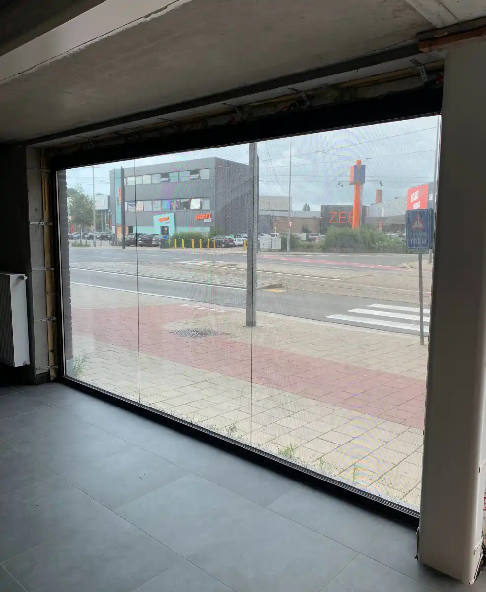 Handelsruimte met uitstekende zichtbaarheid te Ledeberg foto 4
