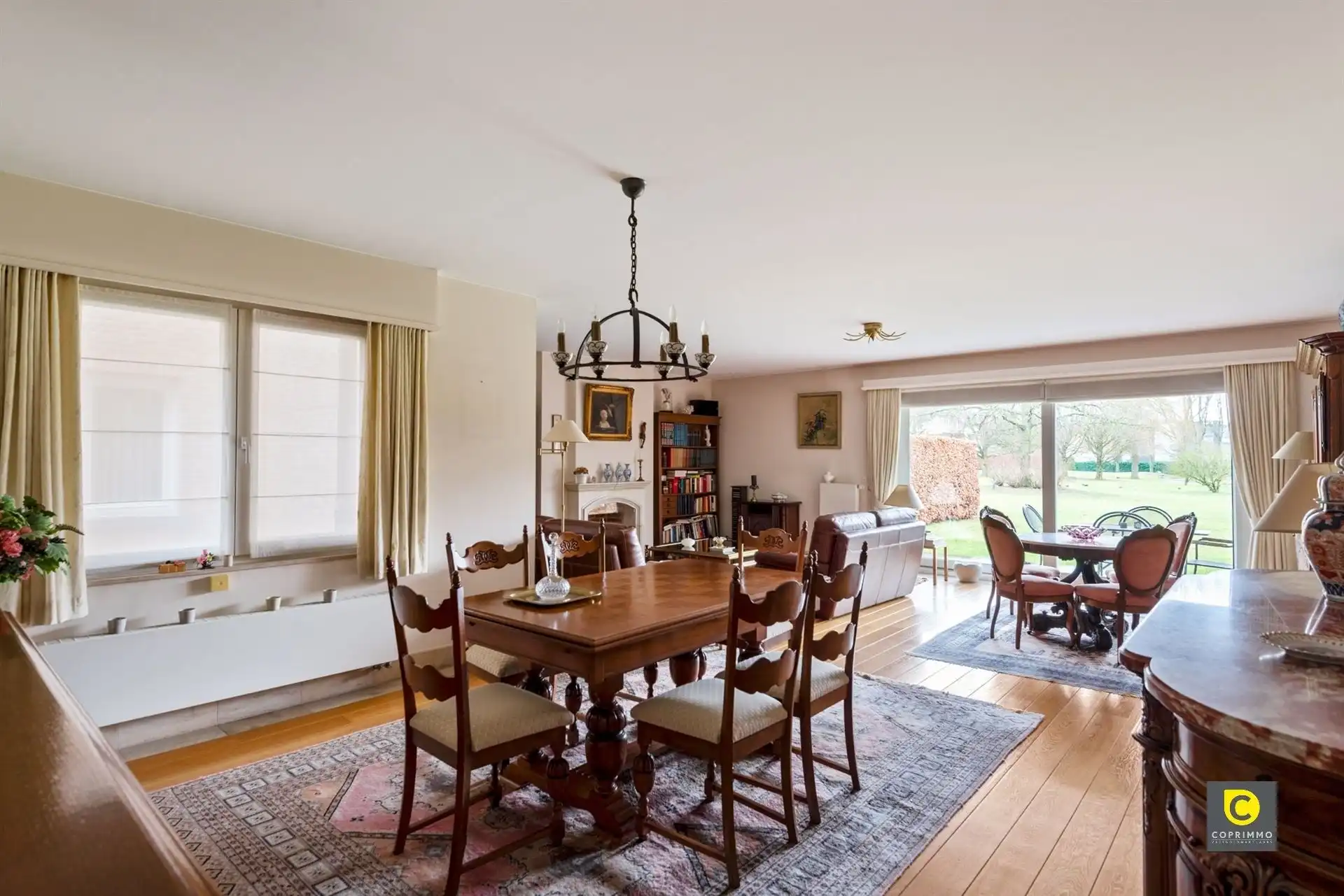 Stijlvol en ruim 2 slaapkamerappartement in Hoveveld foto 5