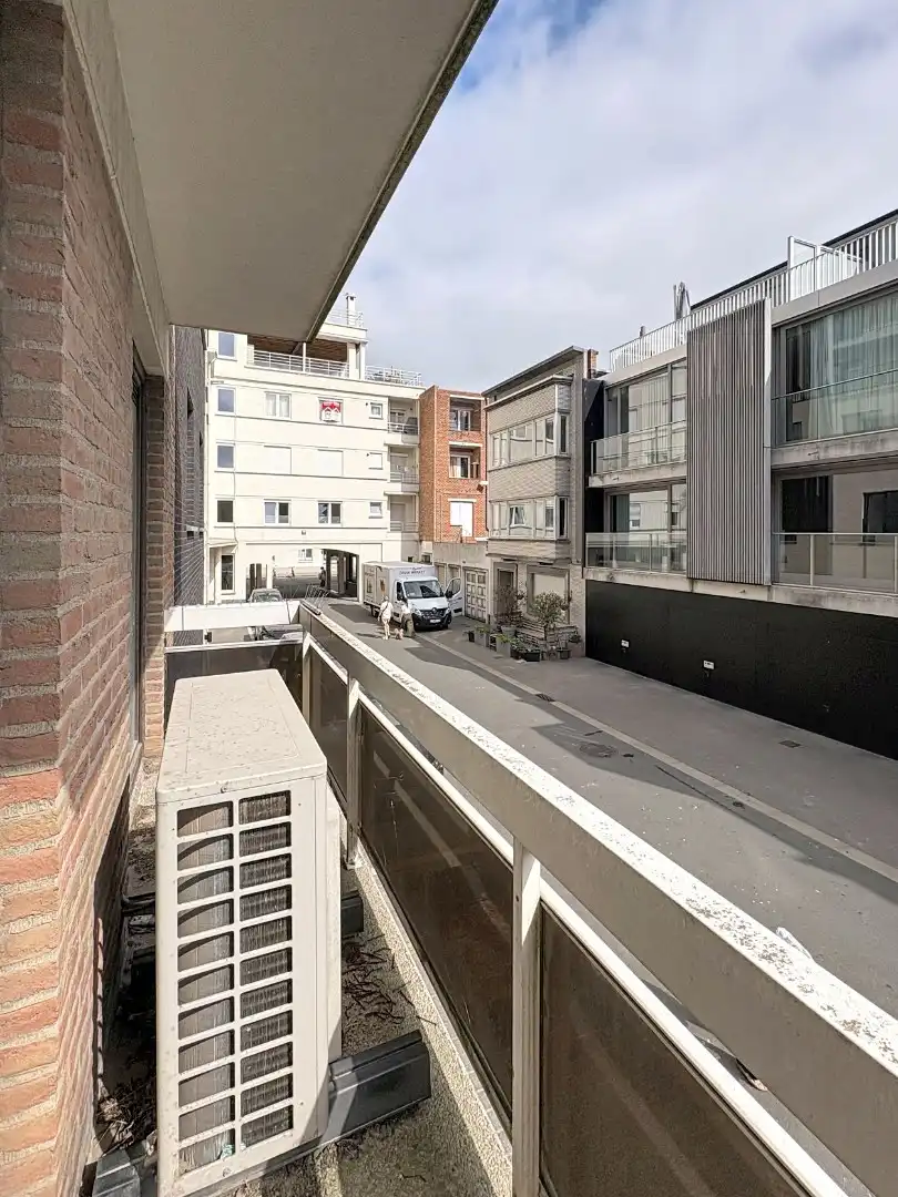 Handelspand met 1 of 2 appartementen  foto 15
