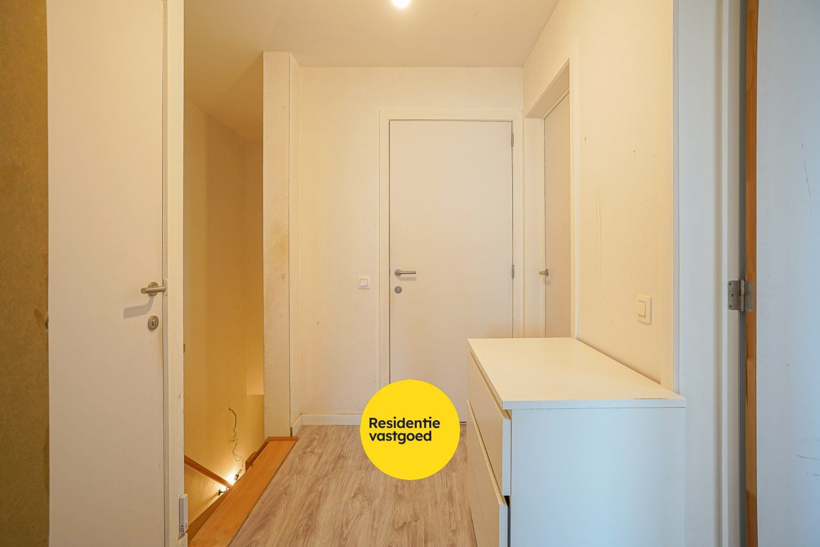 Recente woning op landelijke ligging in Aartrijke foto 19