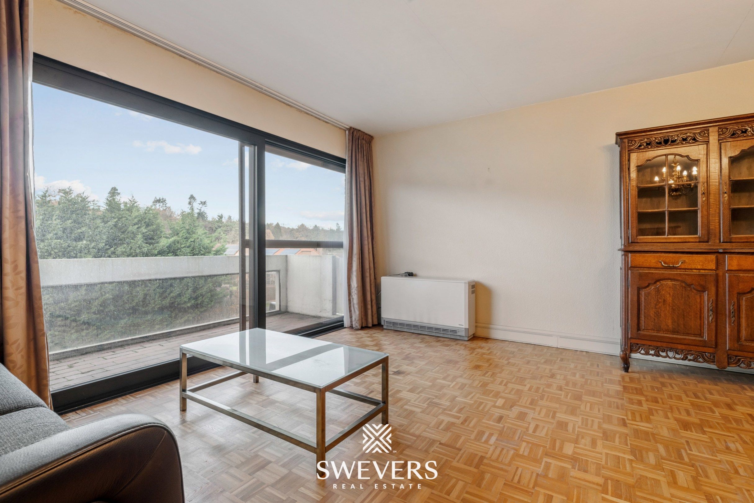 Praktisch Appartement met Potentieel foto 3