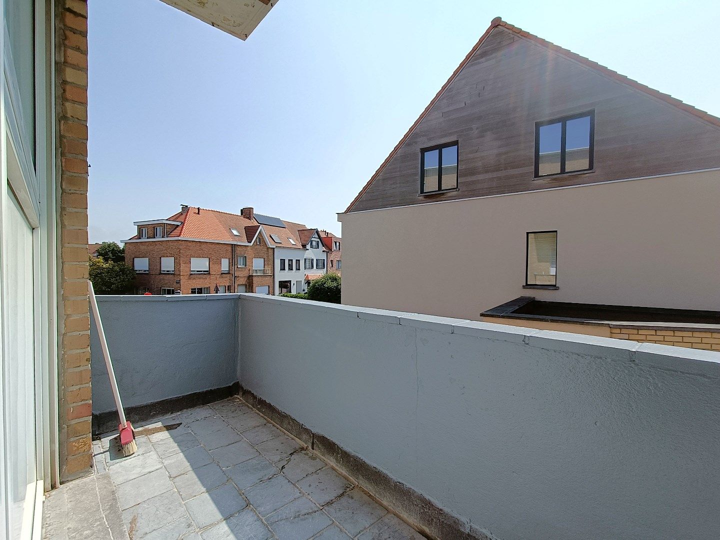 Instapklaar appartement in kleinschalige residentie te Heist. foto 8