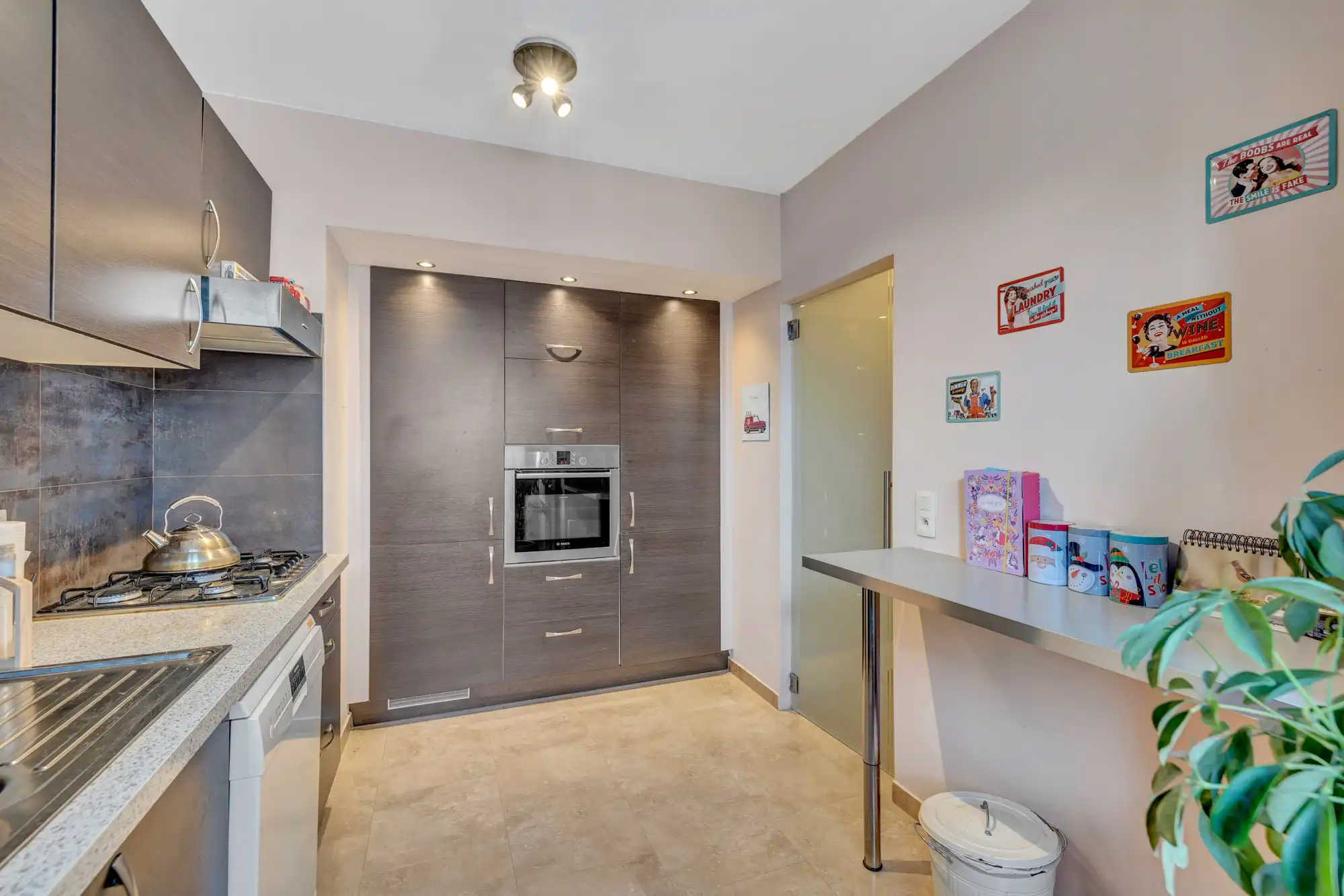 Gerenoveerd 2-slaapkamerappartement in Sint-Agatha-Berchem foto 11