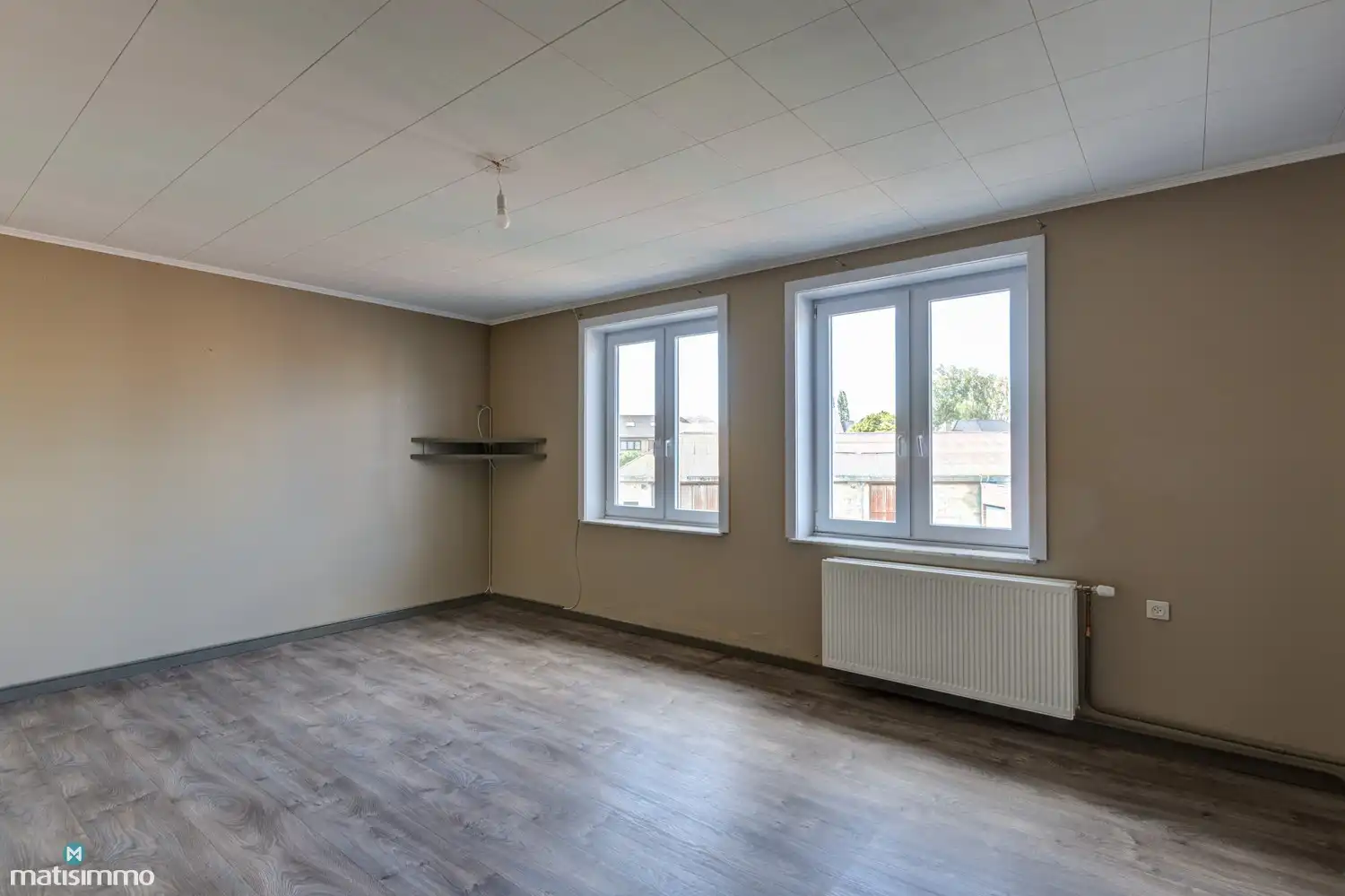 RUIME EENGEZINSWONING MET 4 SLAAPKAMERS, GARAGE, ZOLDER EN TUIN NABIJ HET CENTRUM VAN BILZEN foto 22