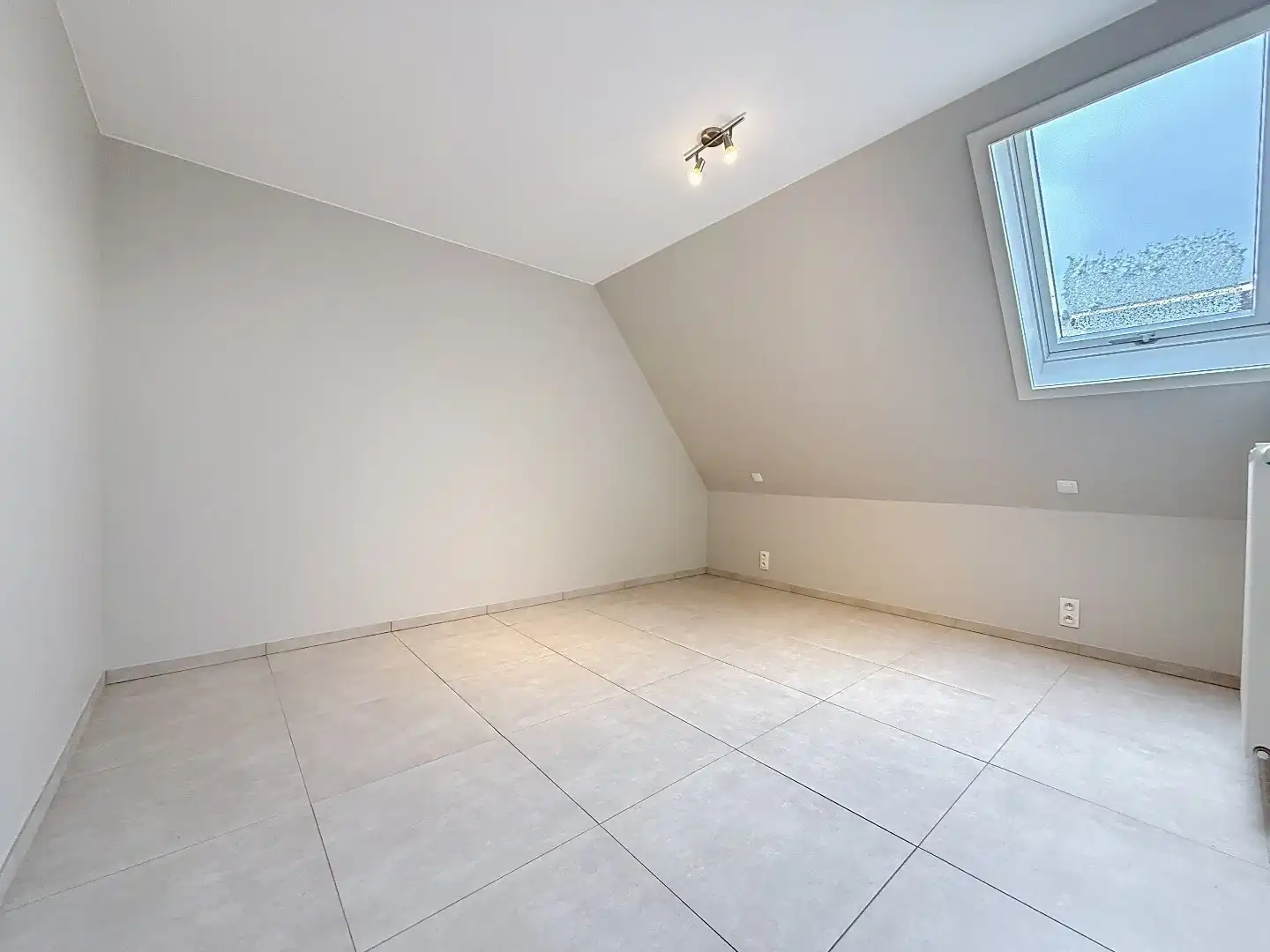 Recent, centraal gelegen appartement met 2 slaapkamers foto 5