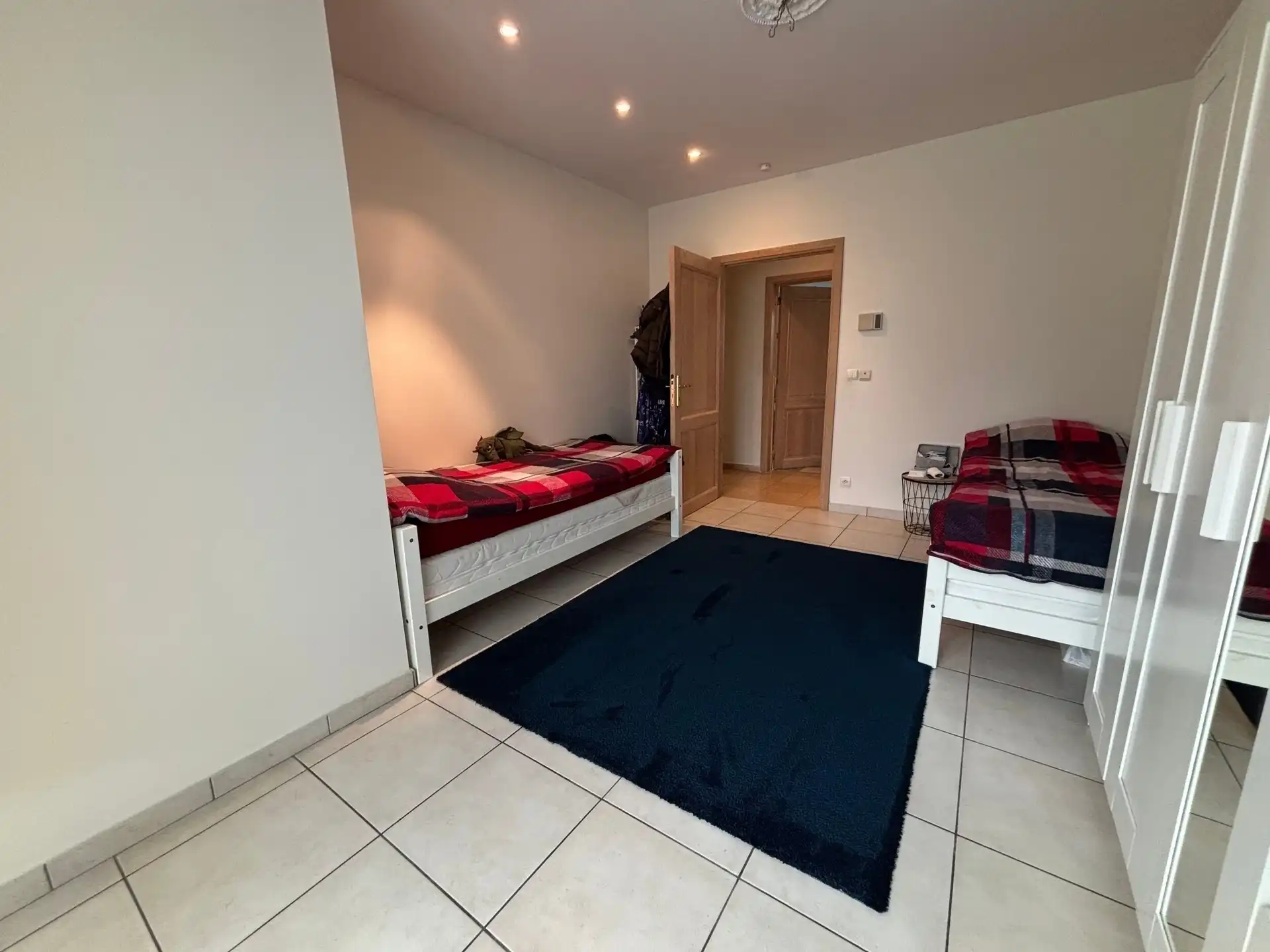 Ruime villa in een rustige omgeving met een grote tuin  foto 24