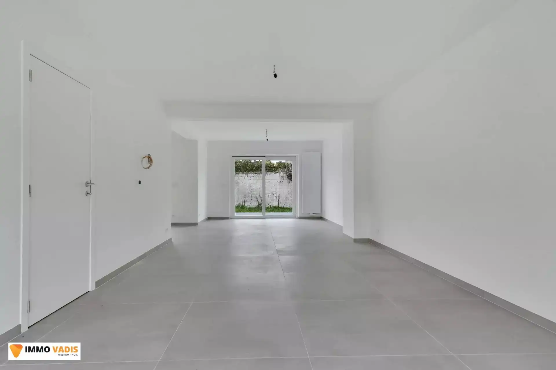 Moderne, energiezuinige woning in groene omgeving foto 6