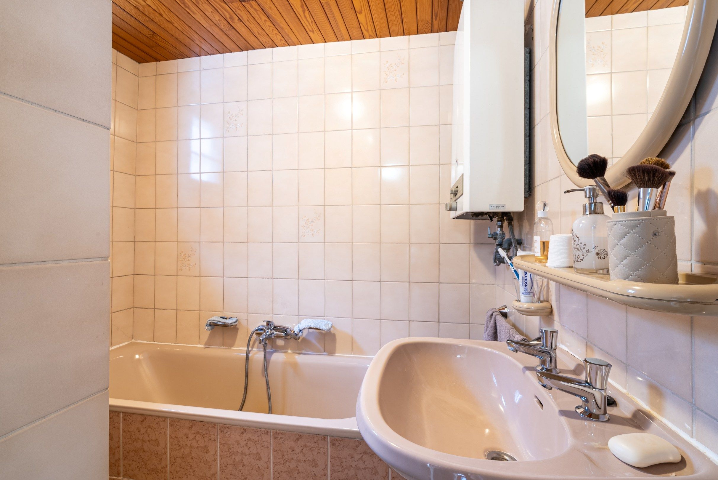 Verzorgde woning met tuin foto 7