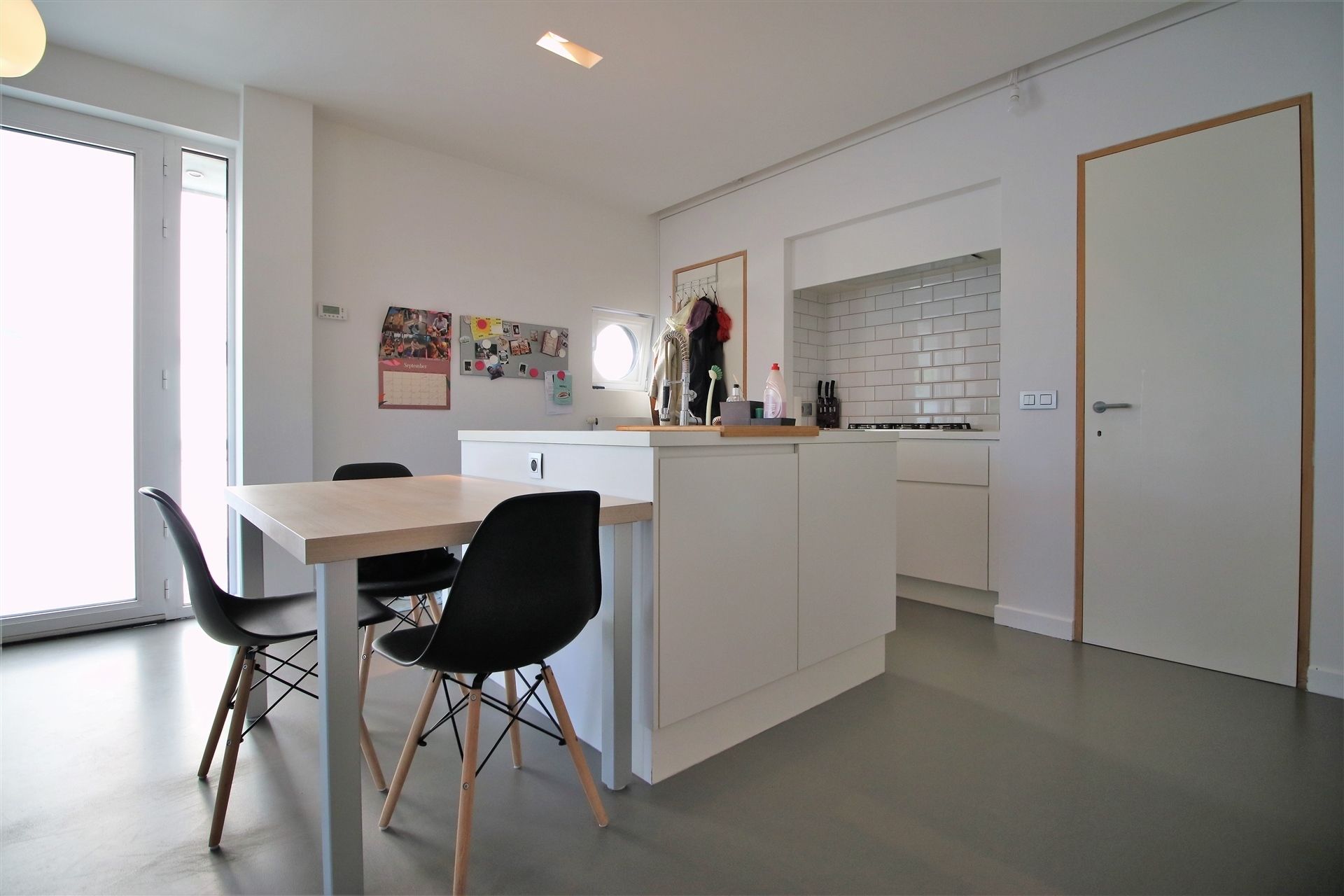 Gezellig appartement op gelijkvl en 1ste verd foto 6