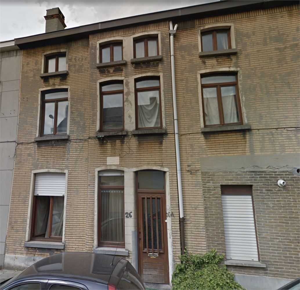 Rijwoning met drie slaapkamers foto {{pictureIndex}}