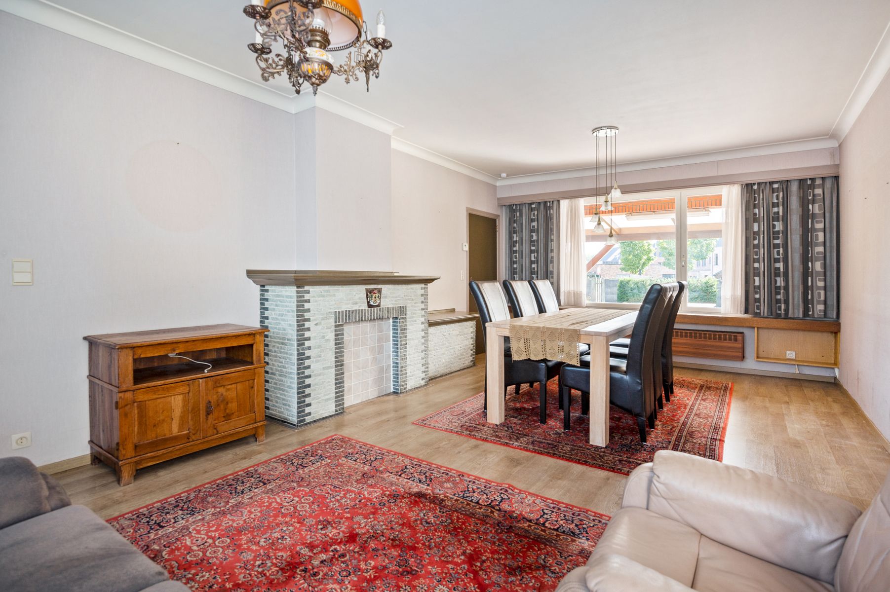 IN OPTIE. Ruime woning met 4slk's op 542 m² foto 4