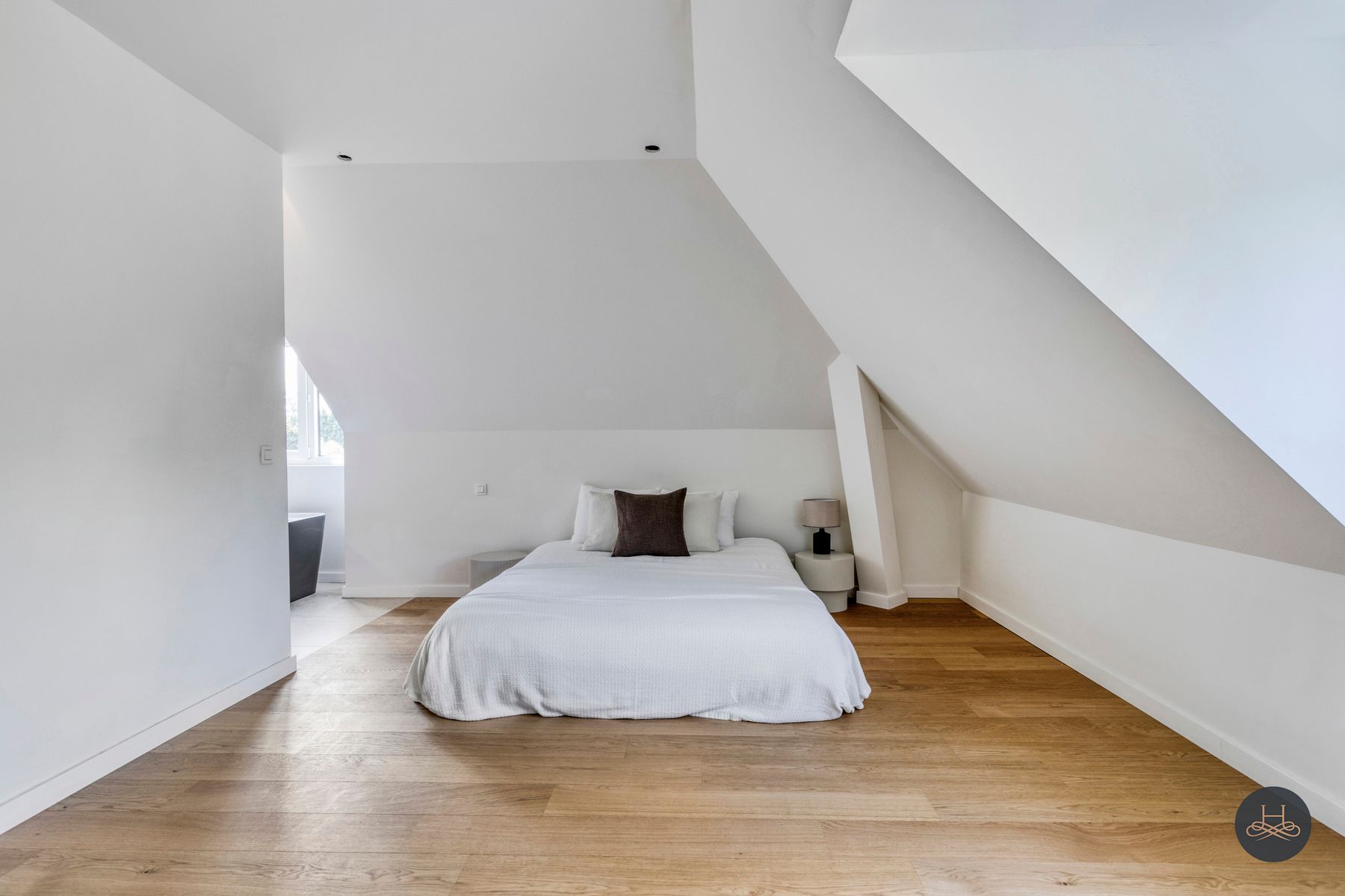 Kwalitatief afgewerkte penthouse tegenover Bloso-domein foto 13