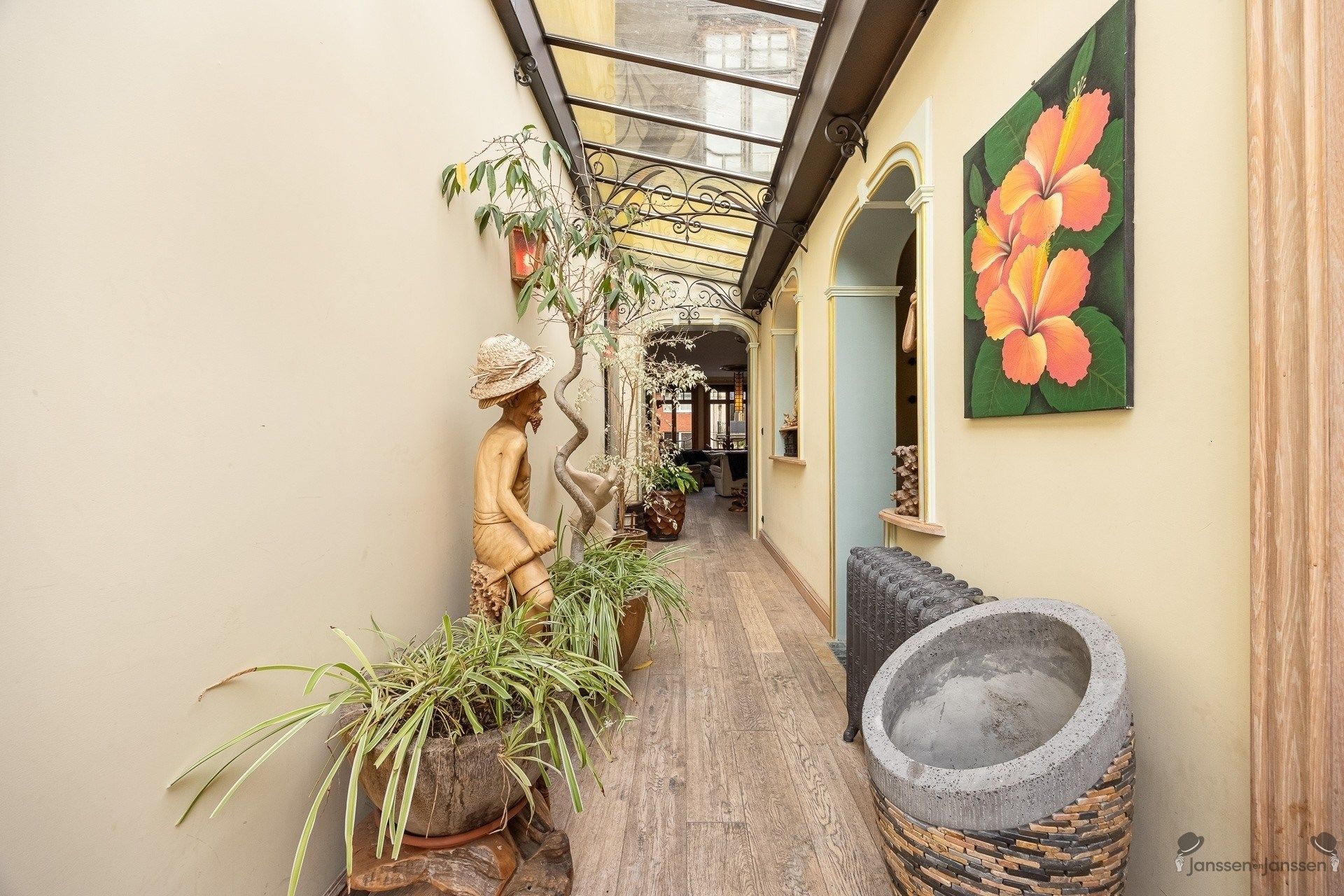 Uniek royaal handelshuis in centrum Antwerpen foto 20