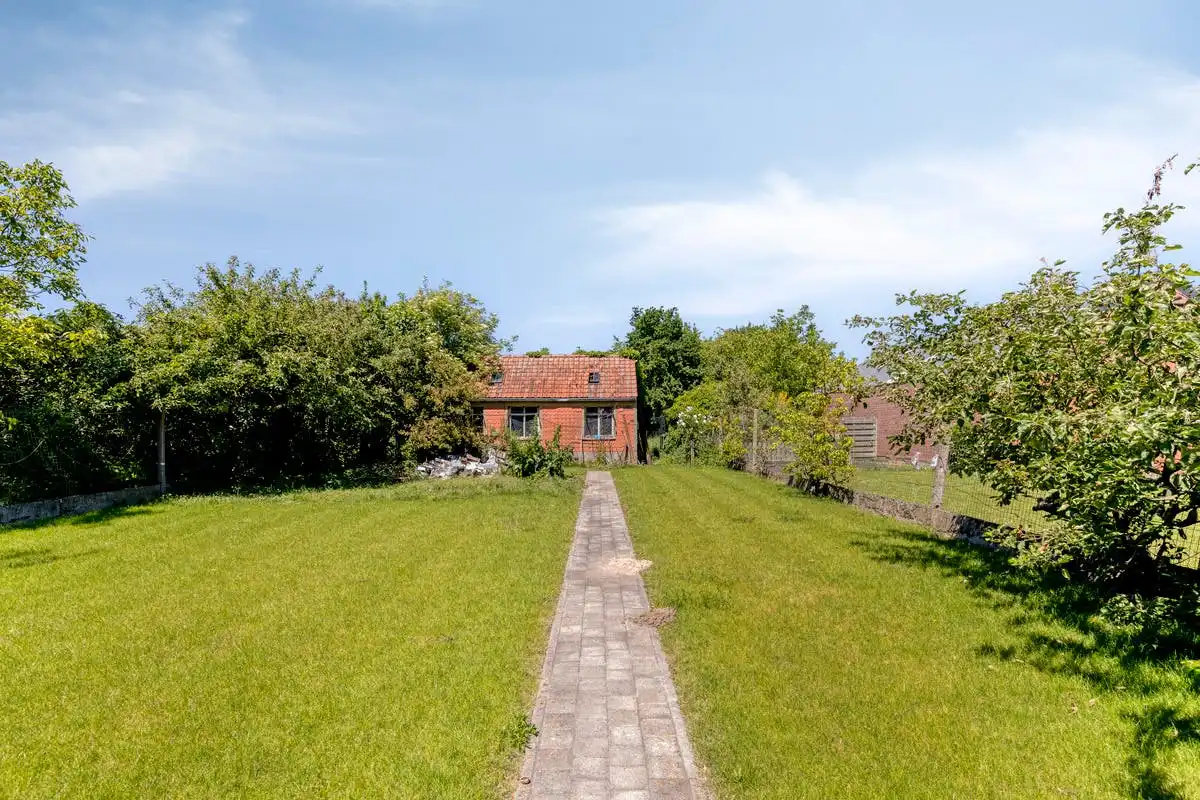 Karaktervolle gezinswoning op 1524m² te koop in Bissegem! foto 17
