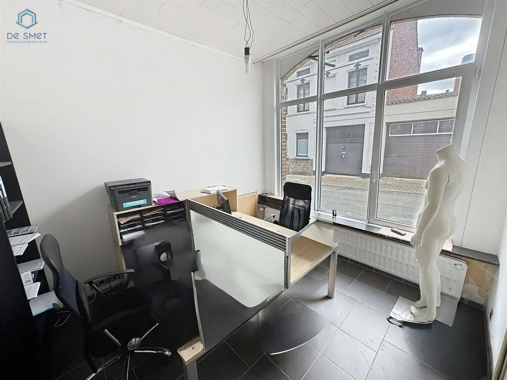 Instapklare, volledig gerenoveerde woning met 4 slaapkamers, terras en tuinberging in hartje Geraardsbergen! foto 10