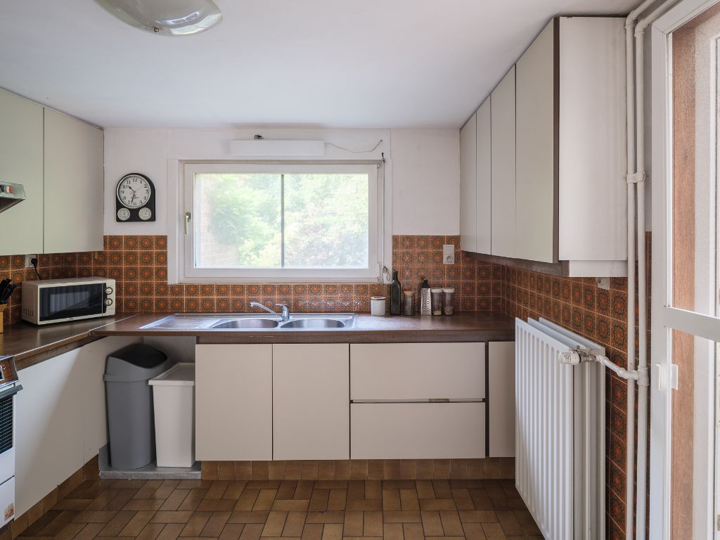 Burgerwoning met weelderige stadstuin, centraal tussen Gent-Sint-Pieters en de Bijloke foto 6