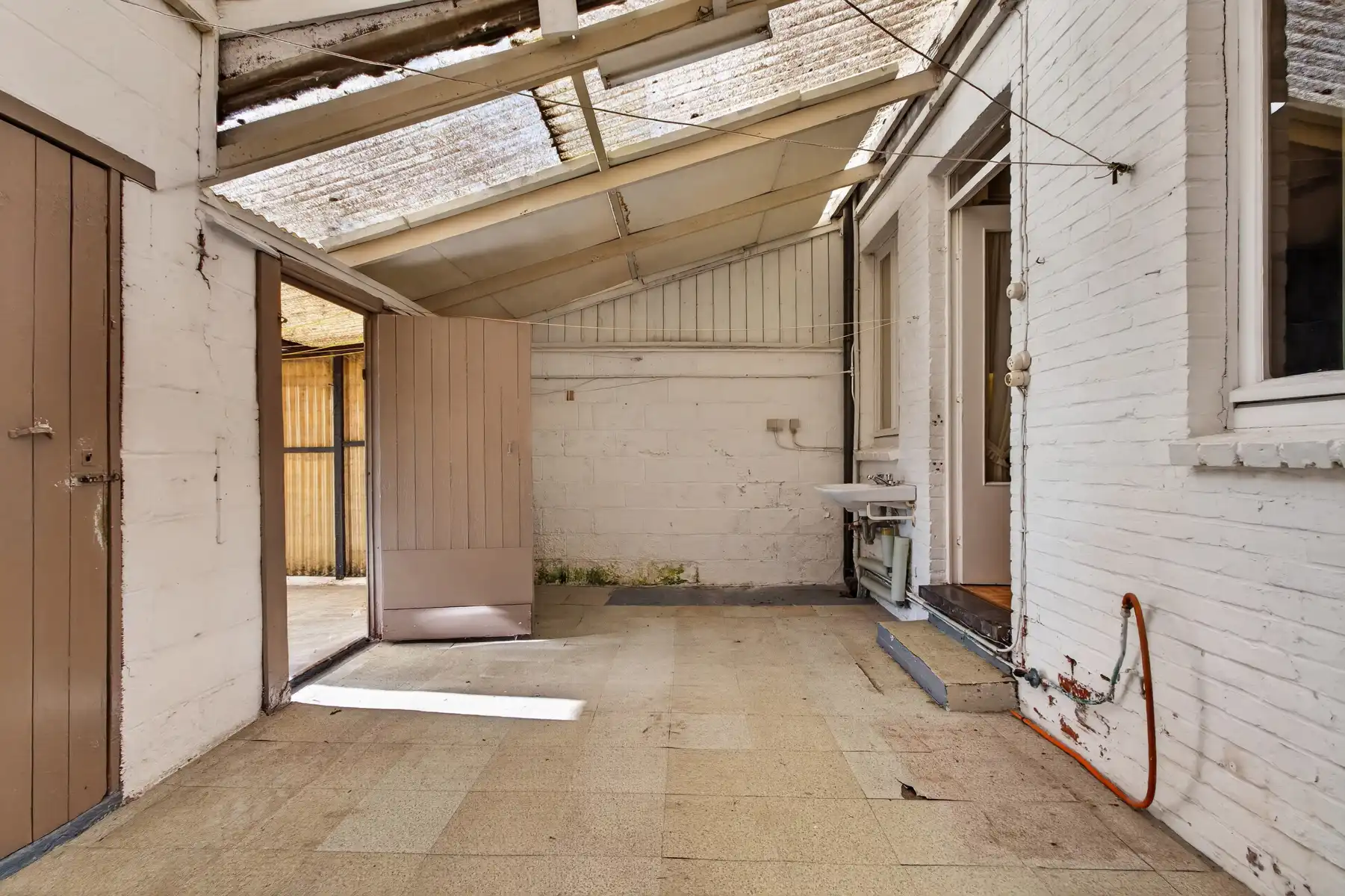 TE RENOVEREN + 2 tot 4 SLK + TUIN + TERRAS + TOPLIGGING foto 9