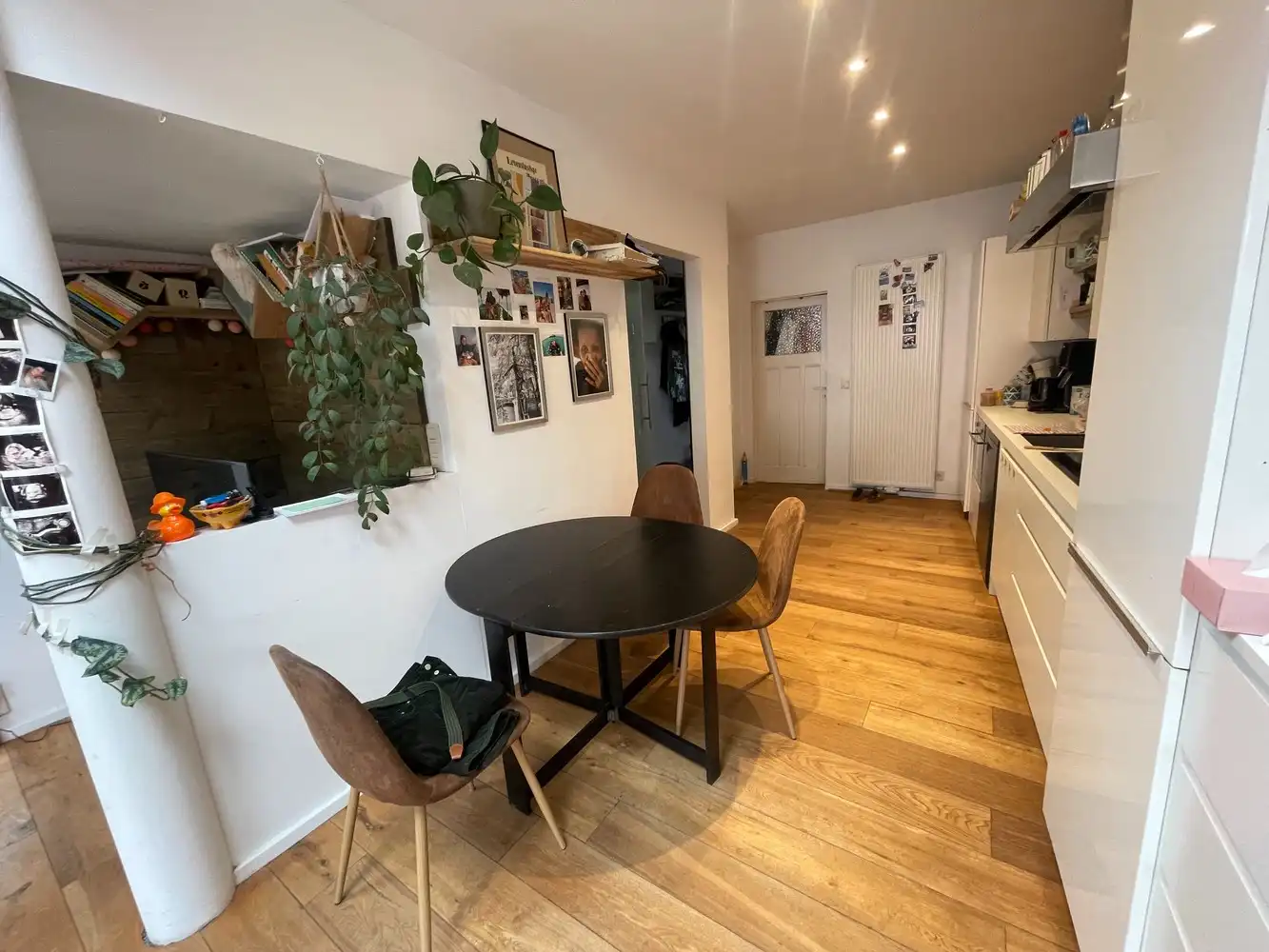 Brugge centrum  ENERGIEZUINIG  CHARMANT INSTAPKLAAR WOONHUIS met TUIN en 4 SLAAPKAMERS foto 5