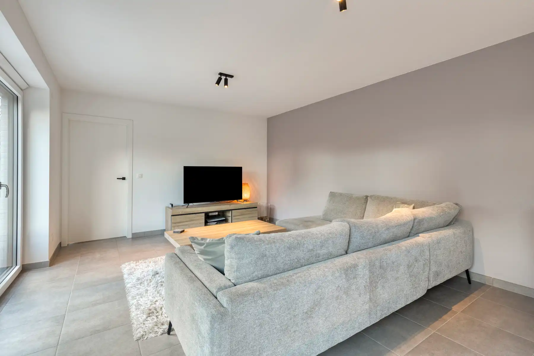 Recent GVL app met 3 slpk, tuin/terras en inclusief garage! foto 3