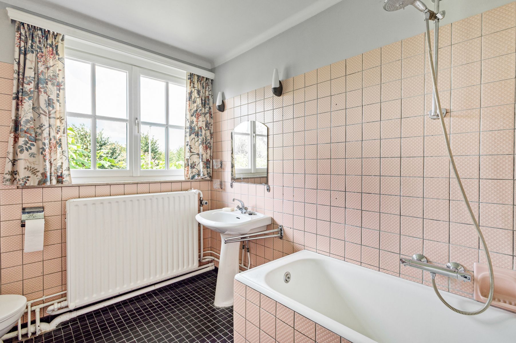Top gelegen villa te koop op 1683 m2 grond foto 24