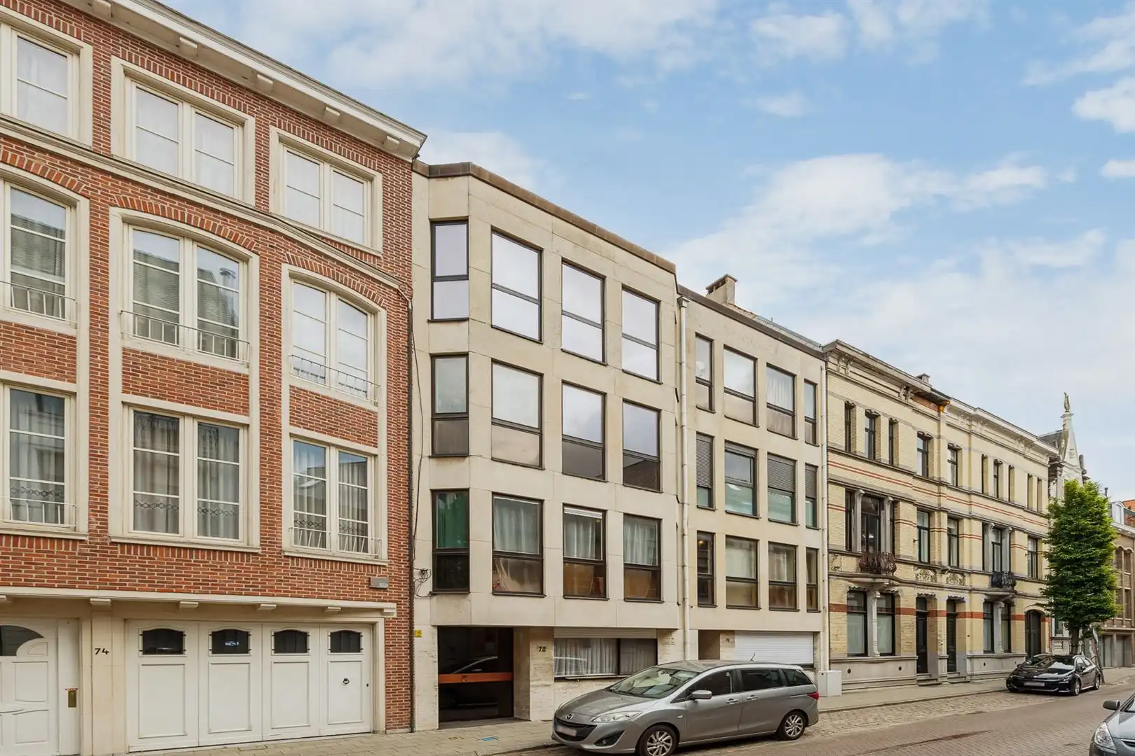 Gerenoveerd appartement met terras foto 19