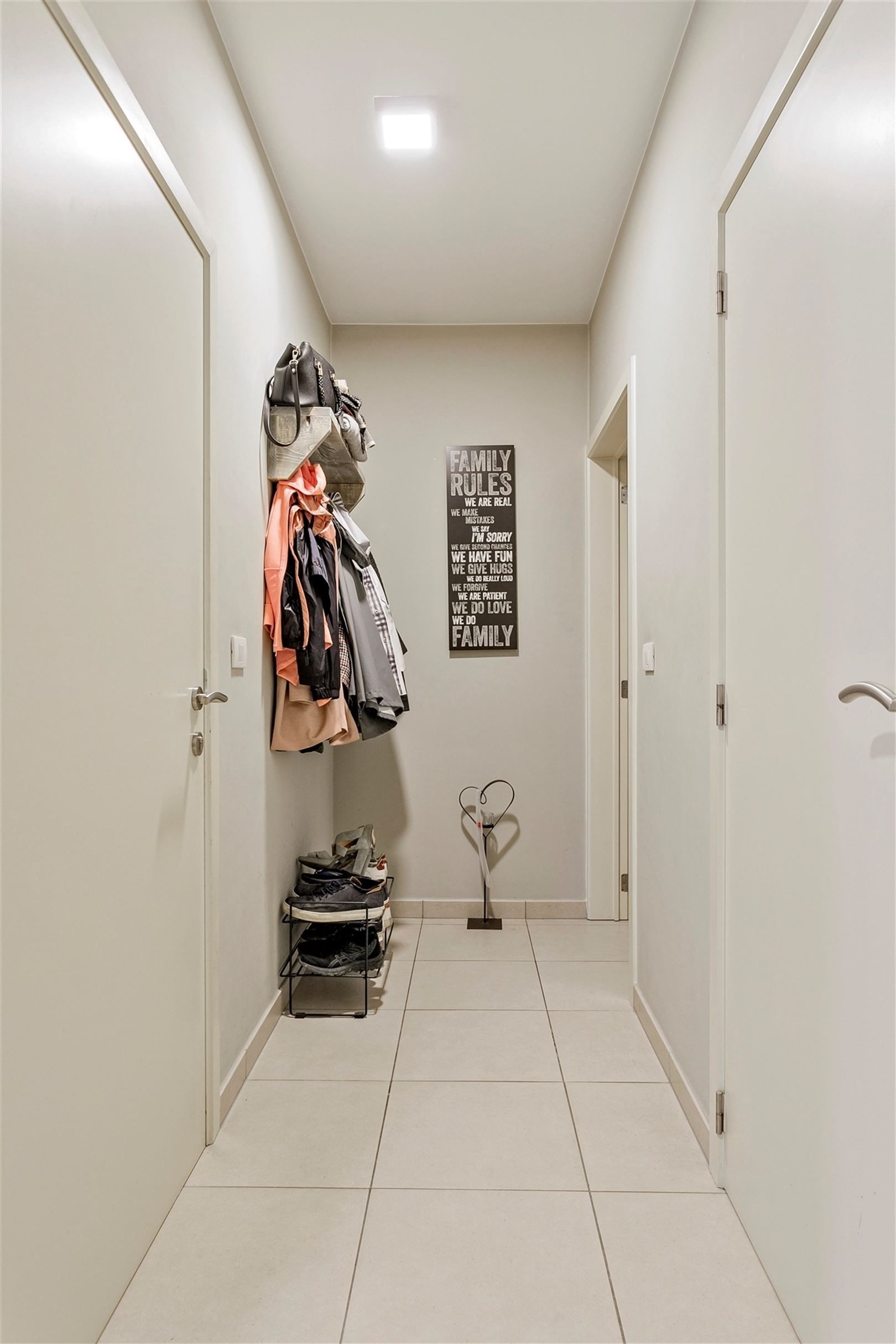App te huur met garage in Eine. foto 12