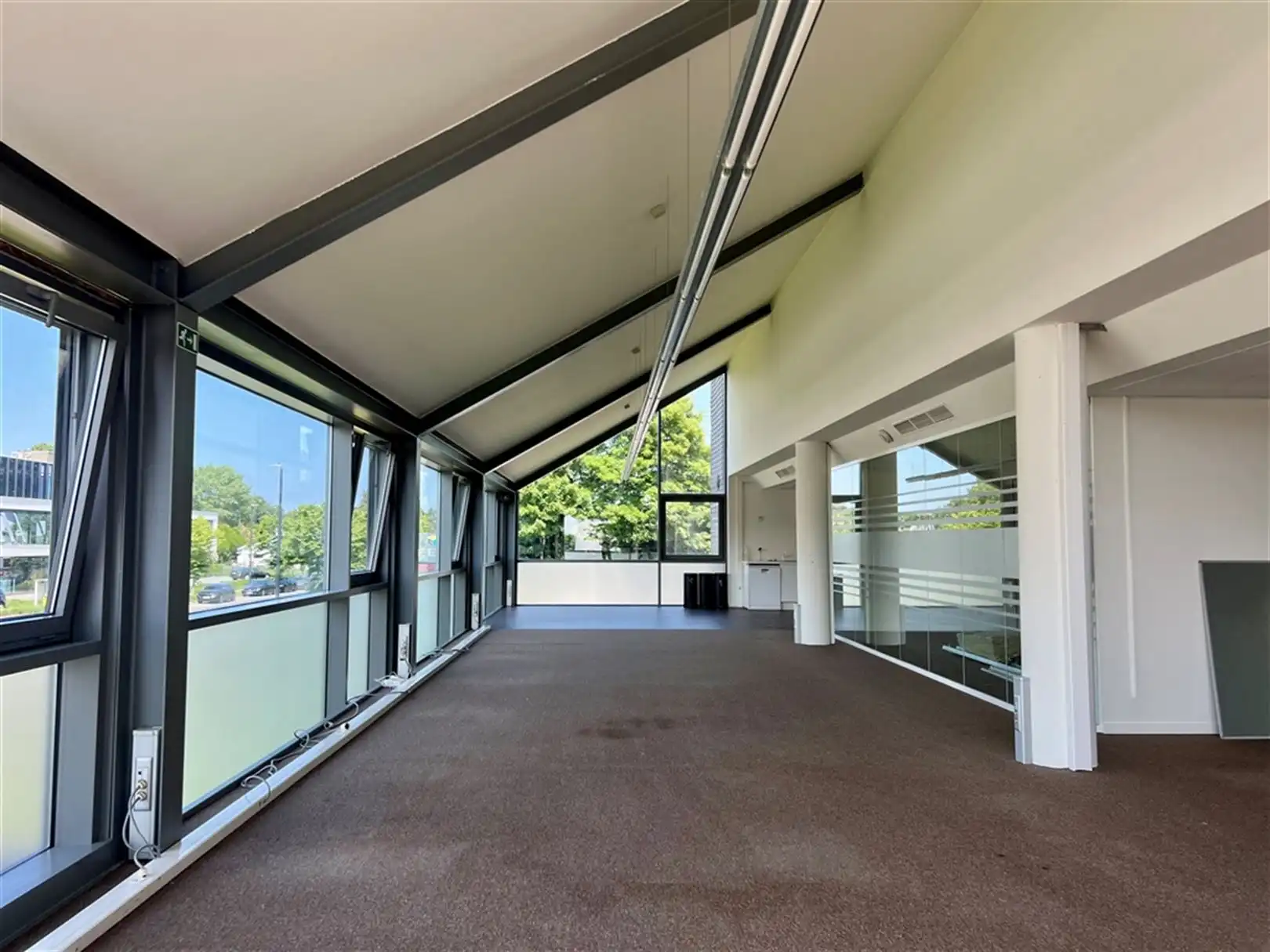 Mooie visibiliteit langsheen de Kortrijksesteenweg foto 3