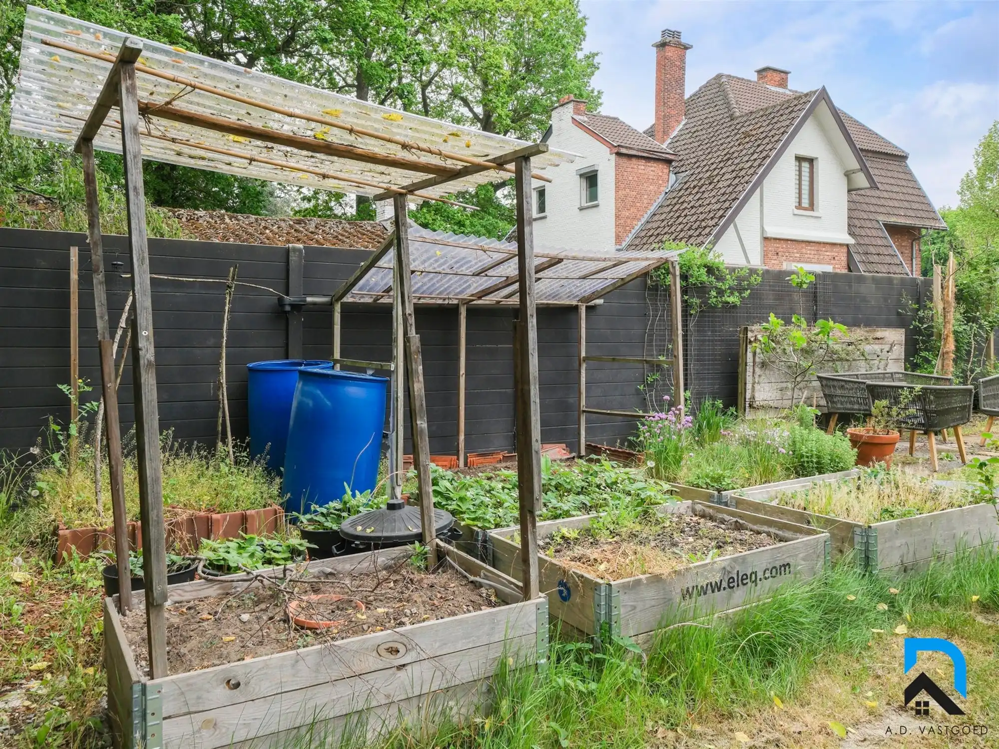 Mooie woning met tuin op toplocatie foto 22