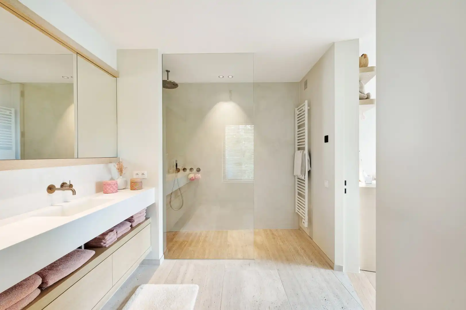 Luxueuze villa gelegen op een zeer rustige en begeerde ligging op enkele passen van het Albertplein foto 17