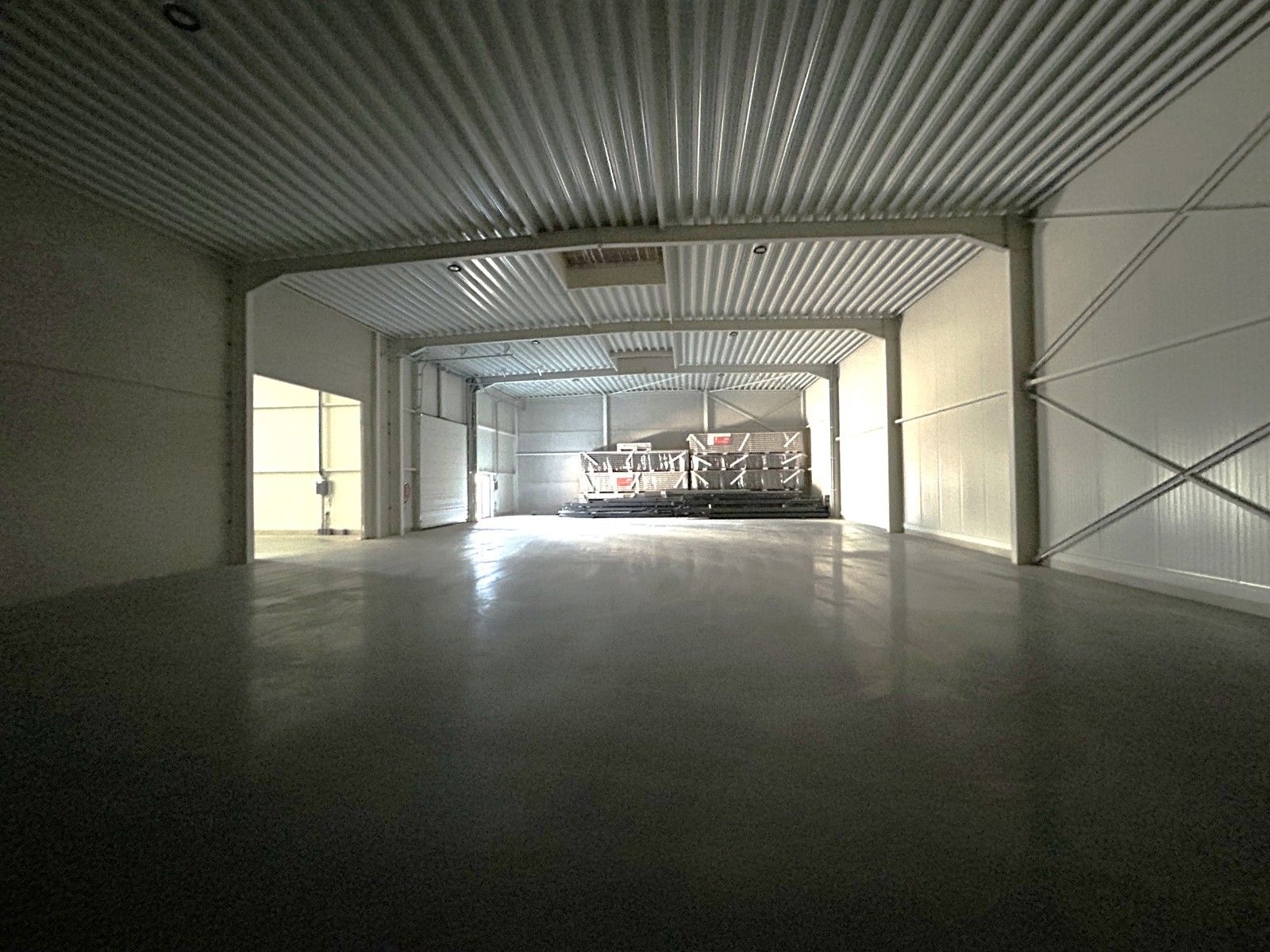 Bedrijfsvastgoed te huur foto 2