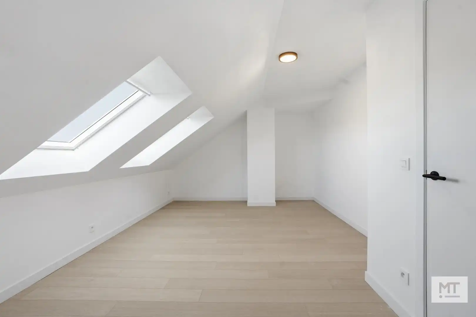 Verrassend ruime nieuwbouwwoningen in het centrum van Beselare foto 14