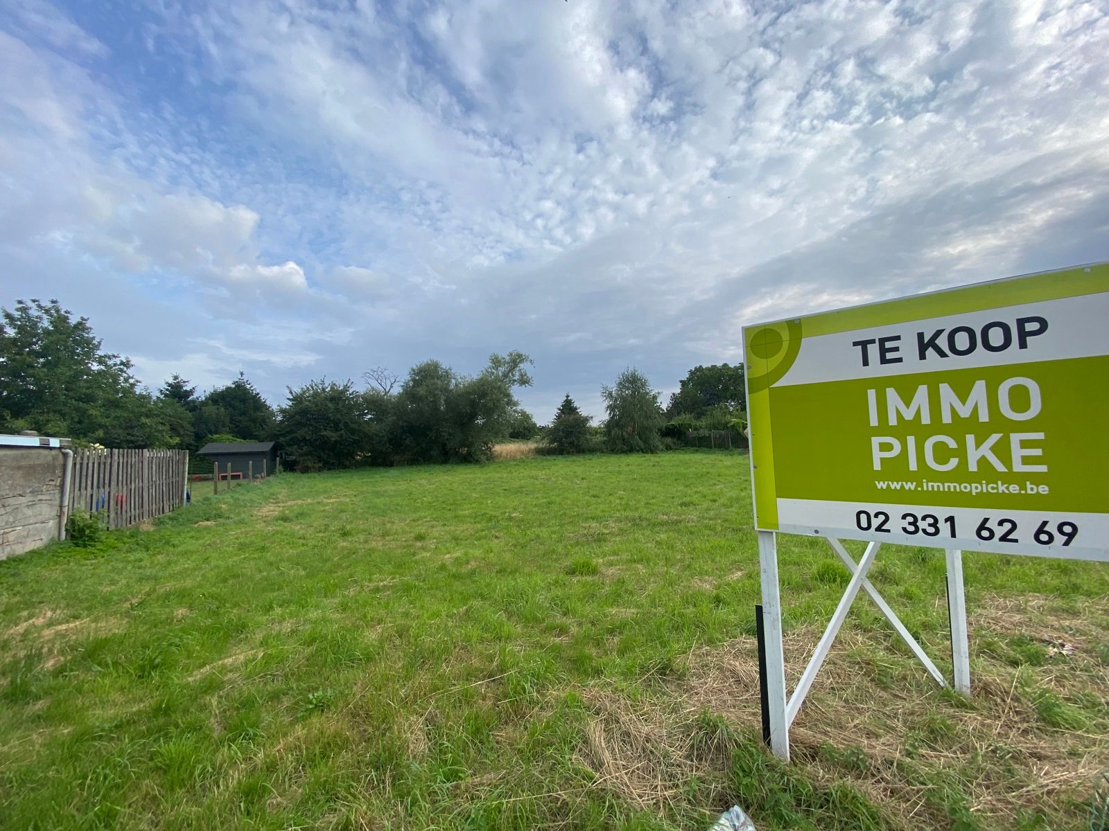 Mooi perceel bouwgrond van 5a 18ca - halfopen bebouwing foto 3