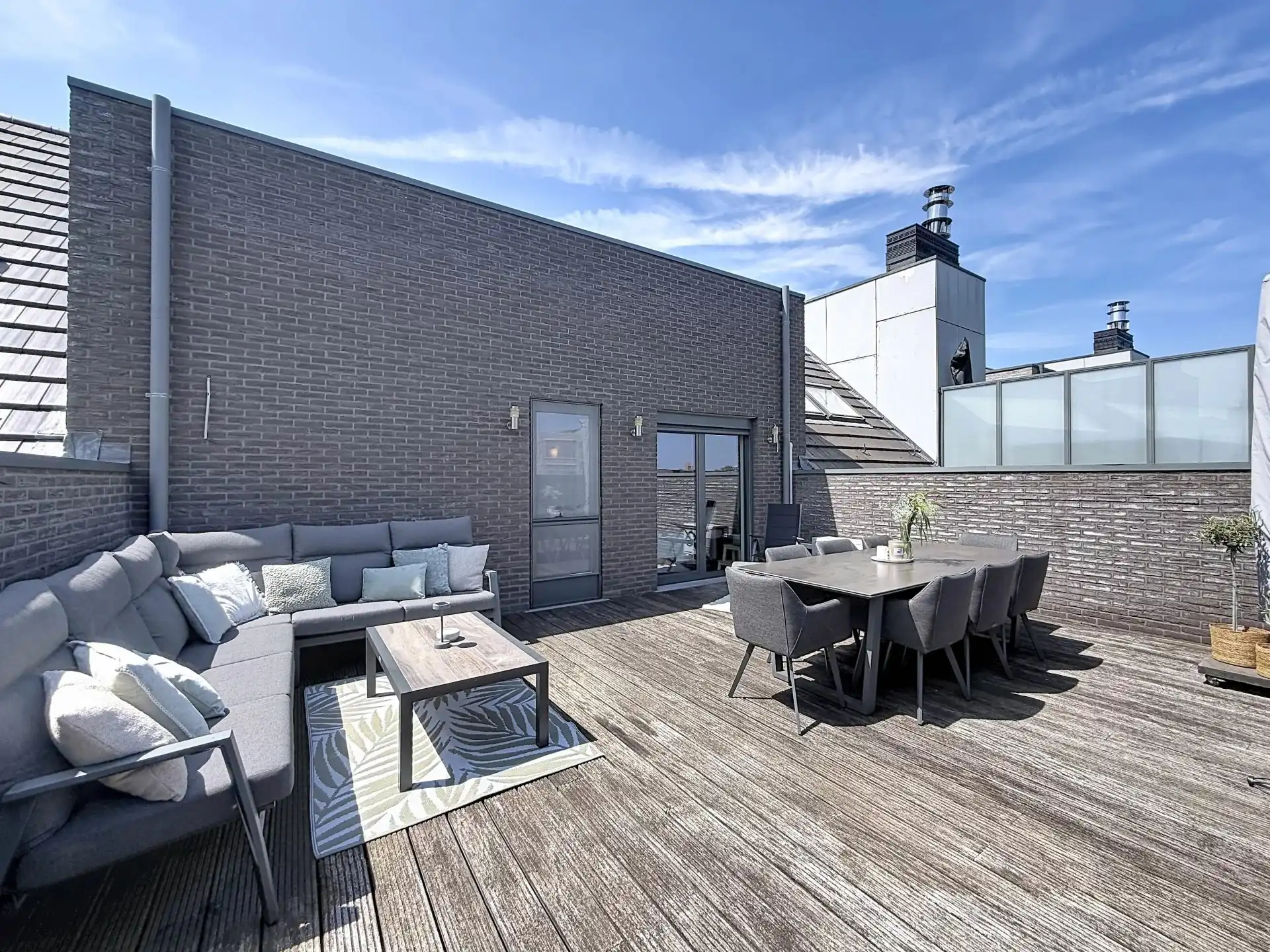 Luxe triplex met dubbele garage, 5 slaapkamers en 2 badkamers  in hartje Mol centrum foto 38