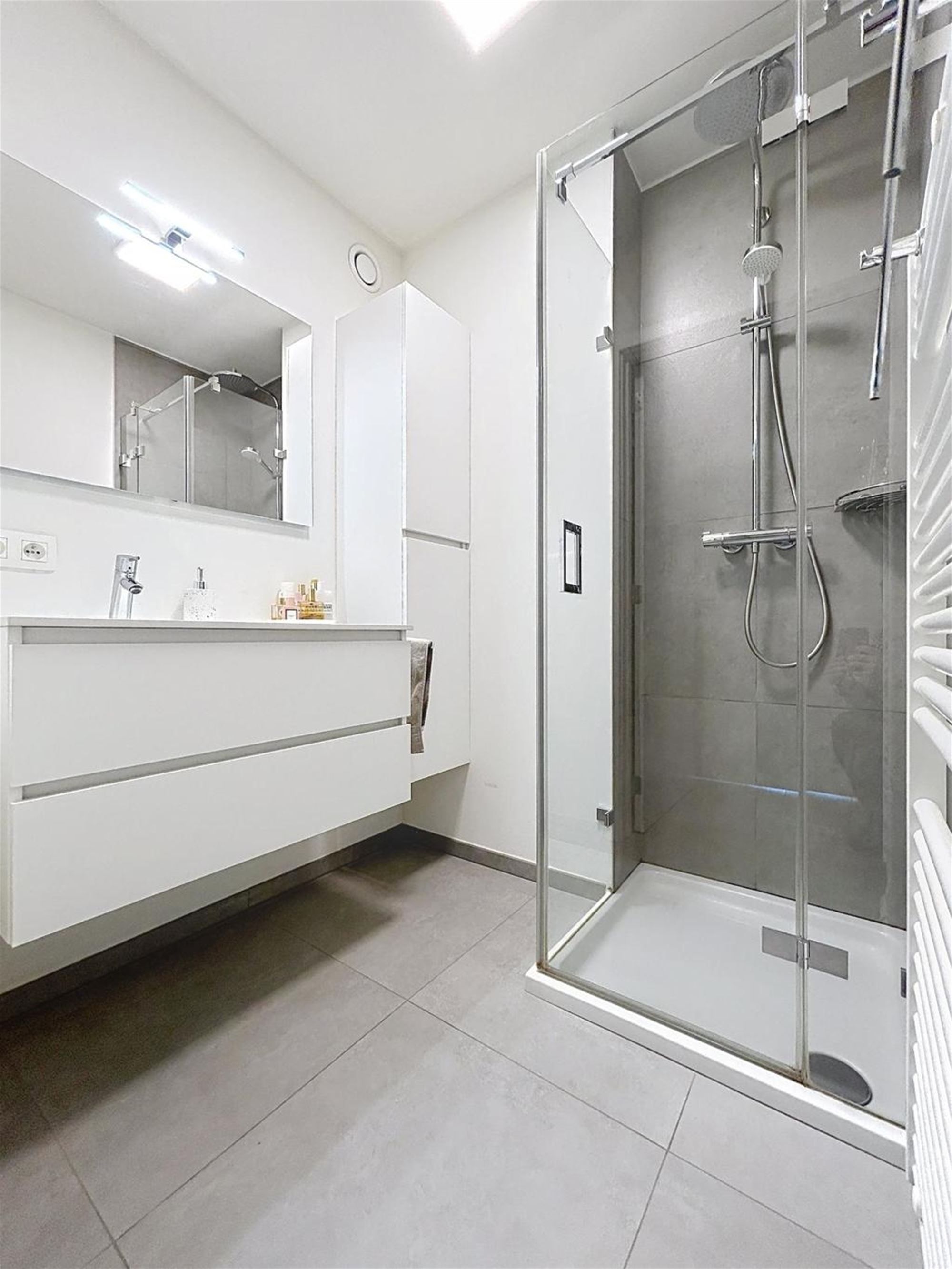 Gemeubeld appartement te huur met 2 slaapkamers Gent foto 10