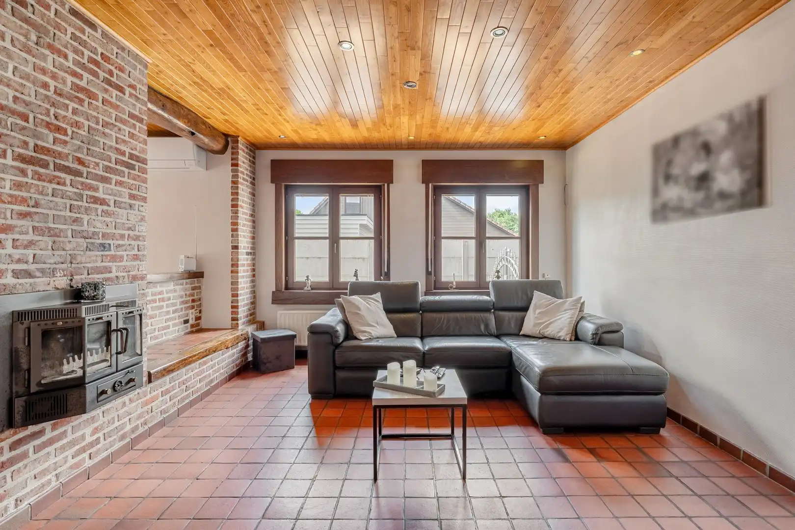 🏡&nbsp;Ruime gezinswoning met 3 slaapkamers op een prachtig perceel van 12a48ca foto 4