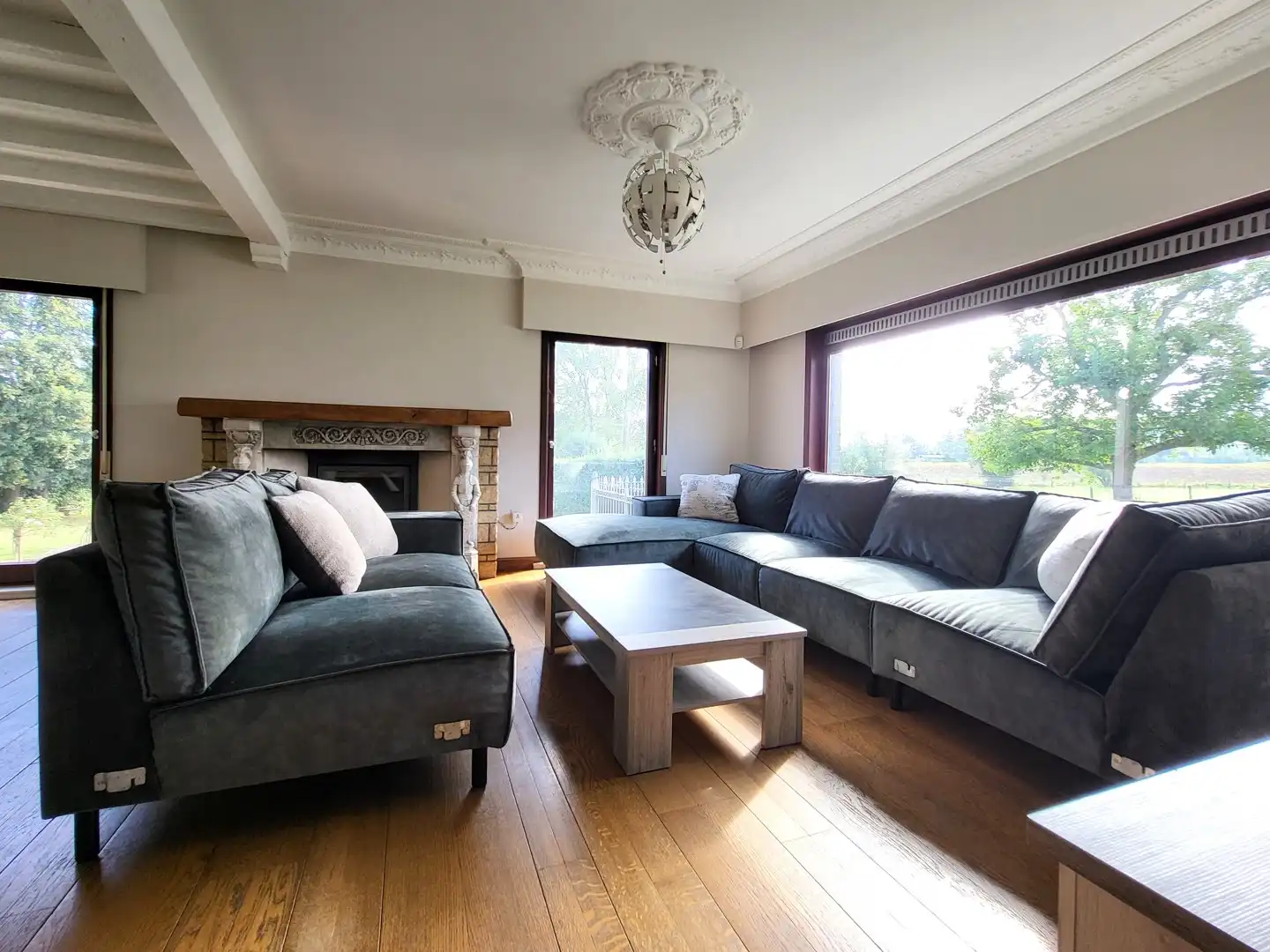 Exclusief landhuis op 2.917 m² met dubbele garage, prachtig zicht over de velden en optimale privacy. foto 12