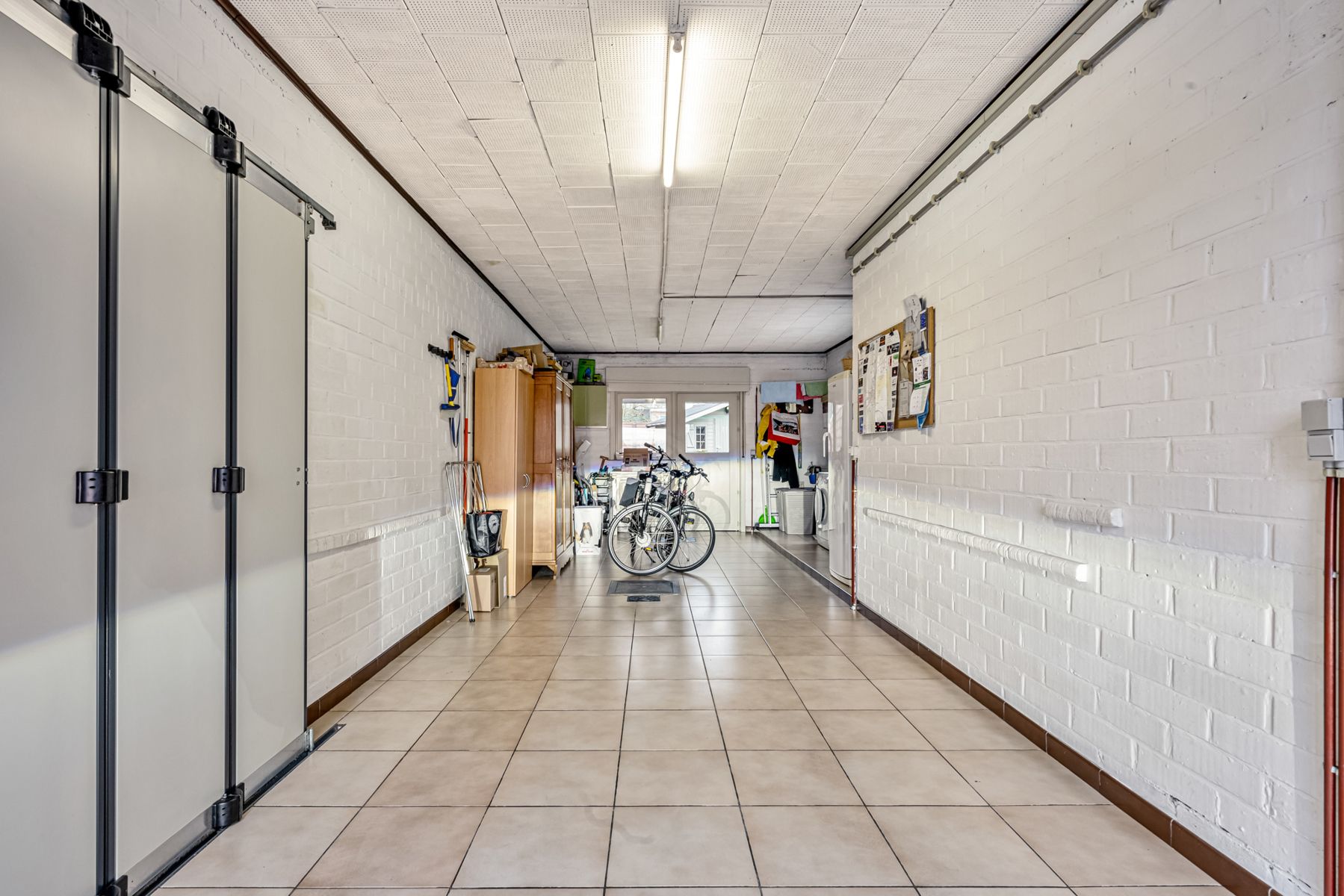 Centraal gelegen HOB met praktijkruimte foto 12