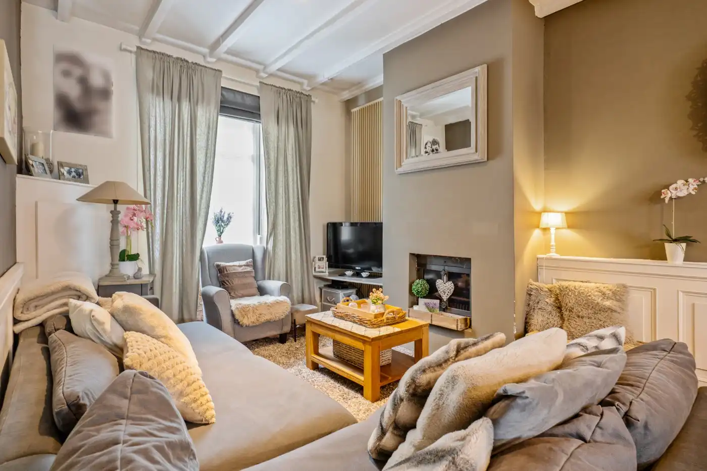 Instapklare woning met 2 à 3 slpk., tuin en garage foto 4
