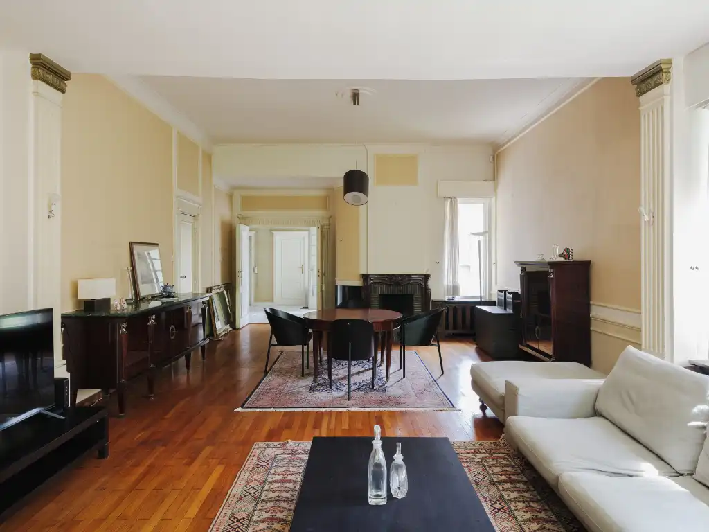 Omgeving Sint-Pieters station - Imposante half vrijstaande villa met parktuin, in nieuwe zakelijkheid naar een ontwerp van architect&nbsp;Geo&nbsp;Bontinck (1935). foto 12