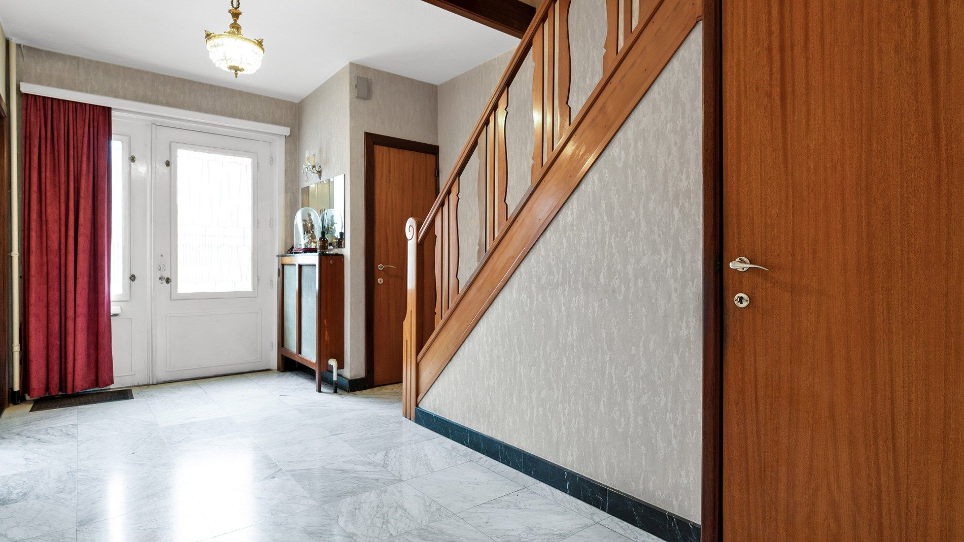 LINDEN centrum - grote woning + tuin foto 12