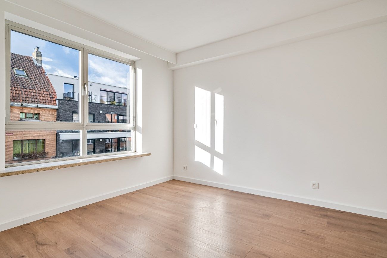 Gerenoveerde appartement met 2 slaapkamers foto 10