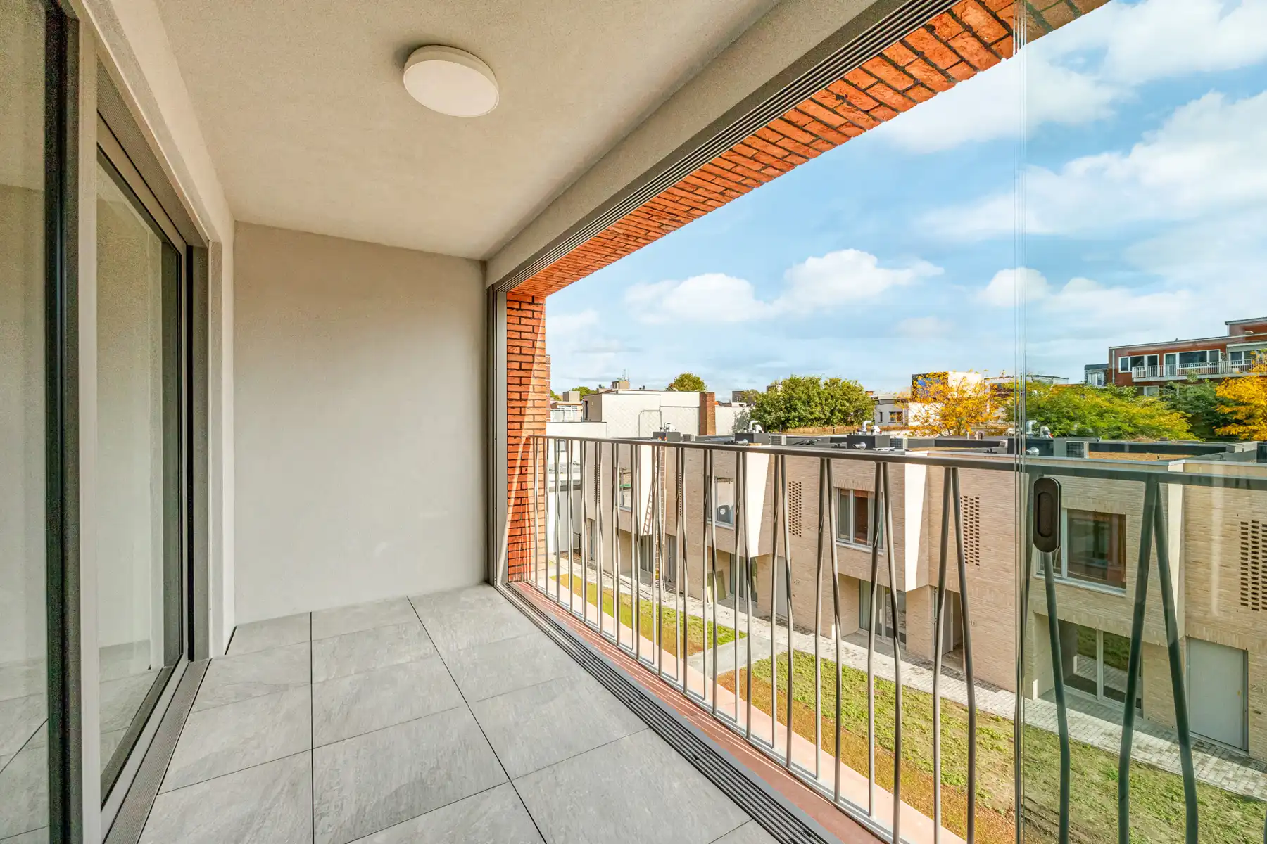 Nieuw appartement met 2 slaapkamers, terras en staanplaats foto 15
