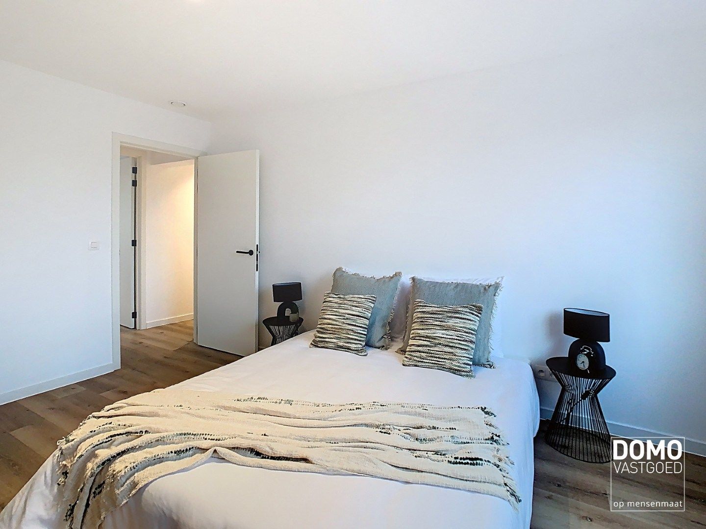 TOTAAL gerenoveerde woning in het centrum van Kermt - Verkoop onder registratierechten!!! foto 18